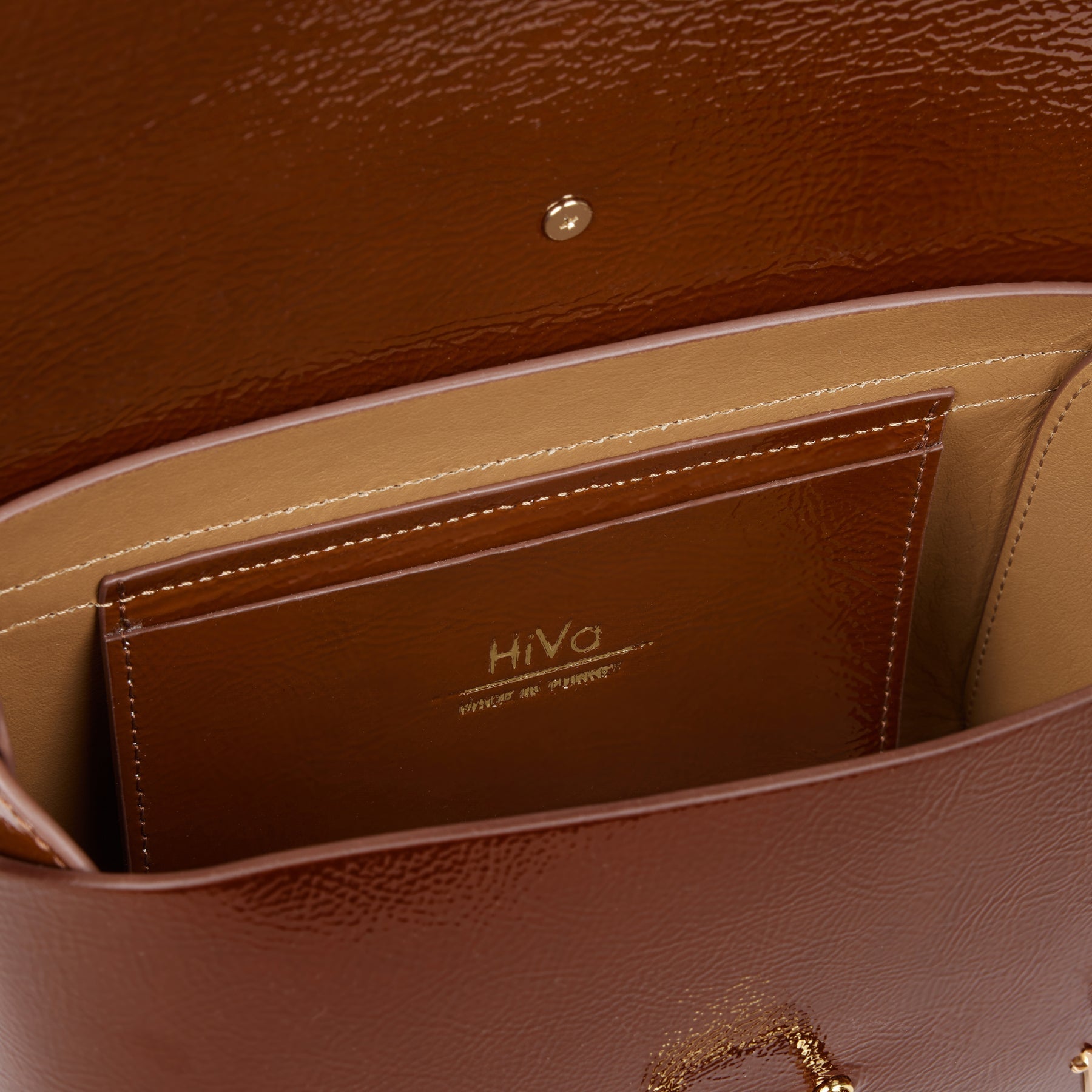 Hiva Atelier | Harmonia Shoulder Bag CAPPUCINO | Beautiful and Versatile Leather Accessories