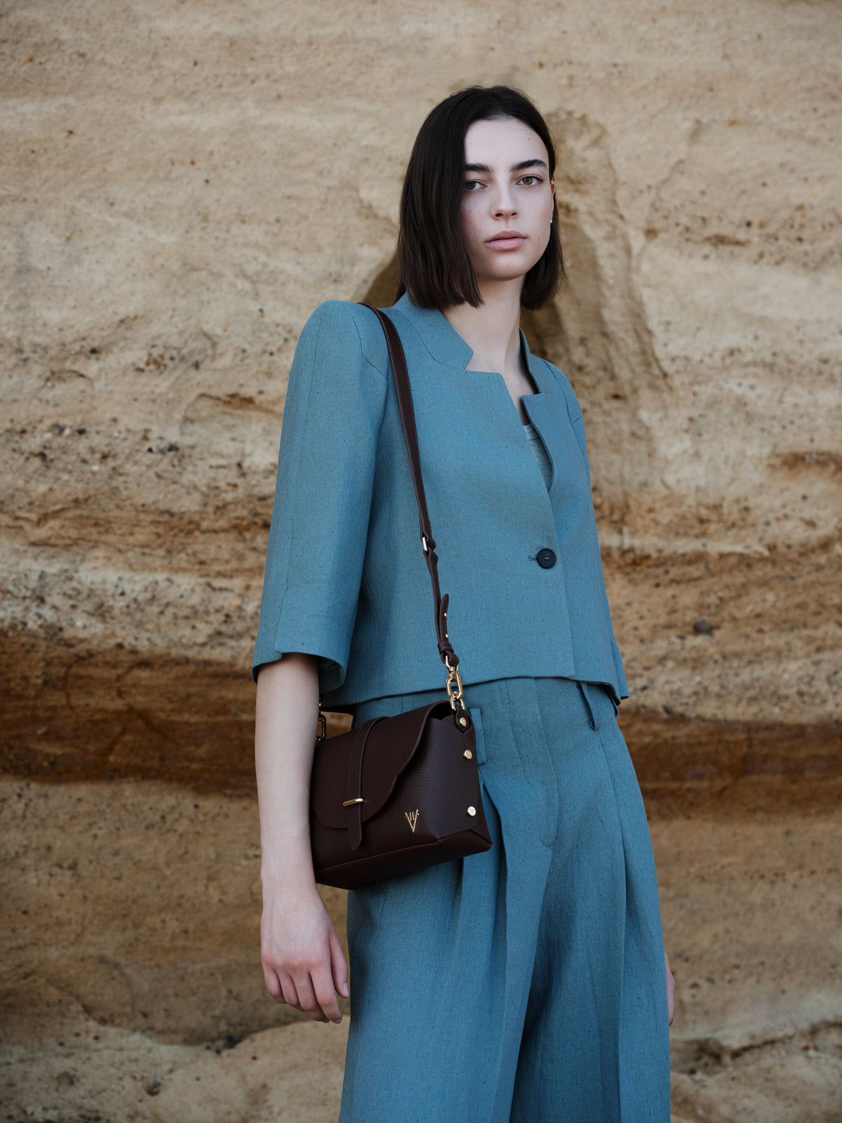HiVa Atelier | Harmonia Shoulder Bag | Beautiful and Versatile Leather Accessories