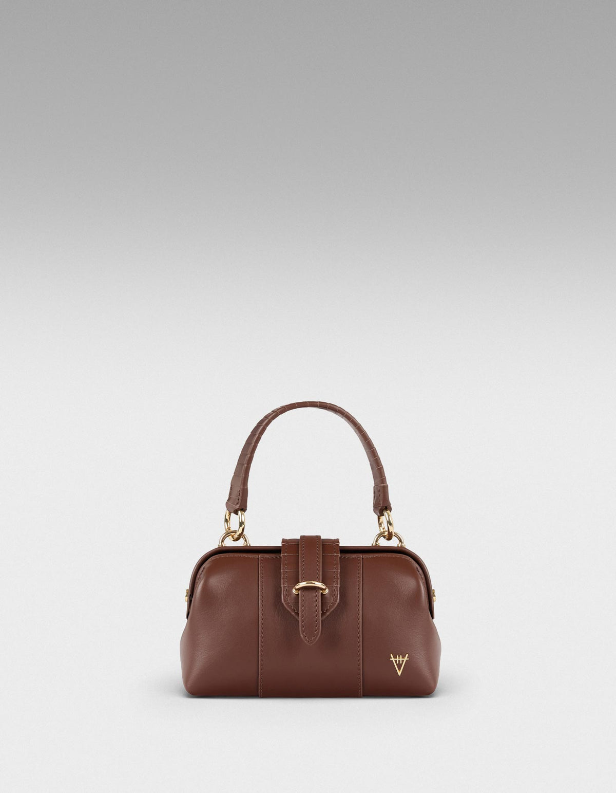 HiVa Atelier | Mini Nubes Doctor Bag Nutshell | Beautiful and Versatile Leather Accessories