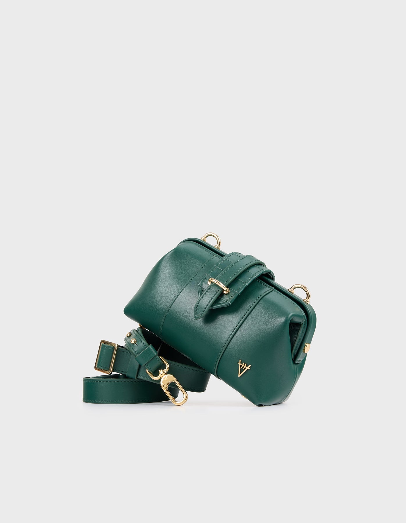HiVa Atelier | Mini Nubes Doctor Bag DEEP EMERALD | Beautiful and Versatile Leather Accessories