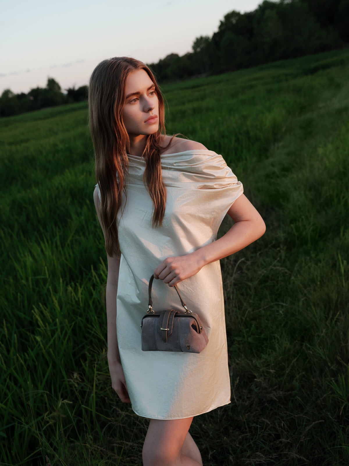HiVa Atelier | Mini Nubes Doctor Bag | Beautiful and Versatile Leather Accessories