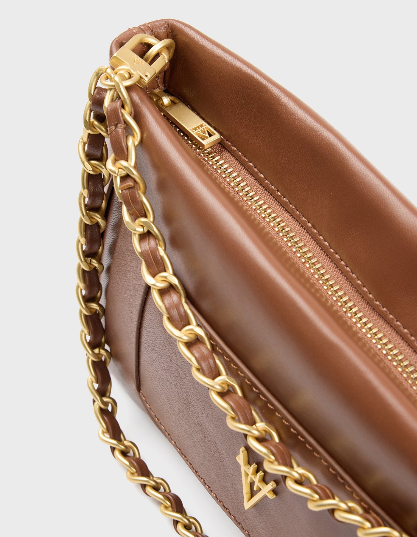 HiVa Atelier | Marise Clutch & Chain Bag WOOD | Beautiful and Versatile Leather Accessories