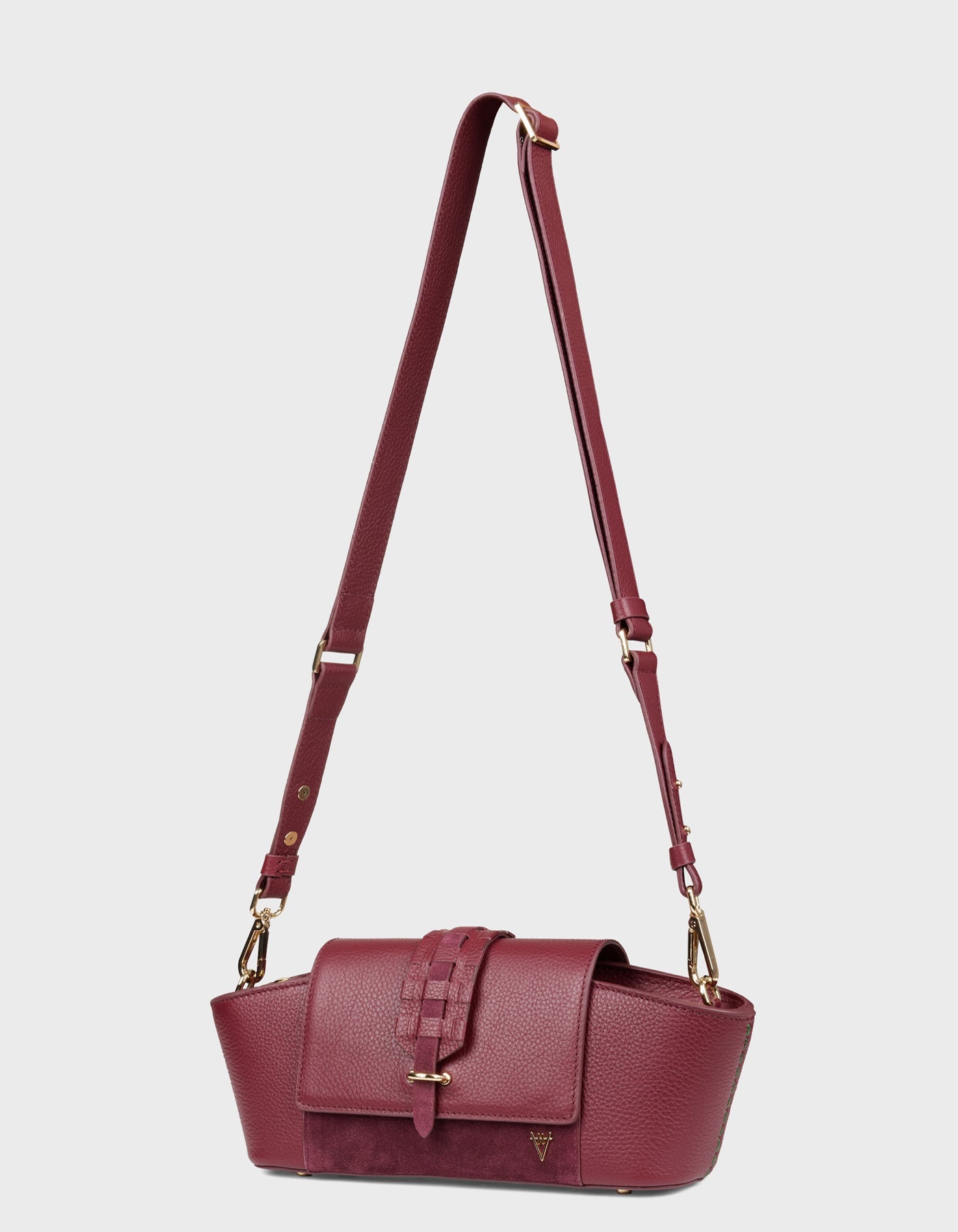 HiVa Atelier | Navis Shoulder Bag BURGUNDY | Beautiful and Versatile Leather Accessories