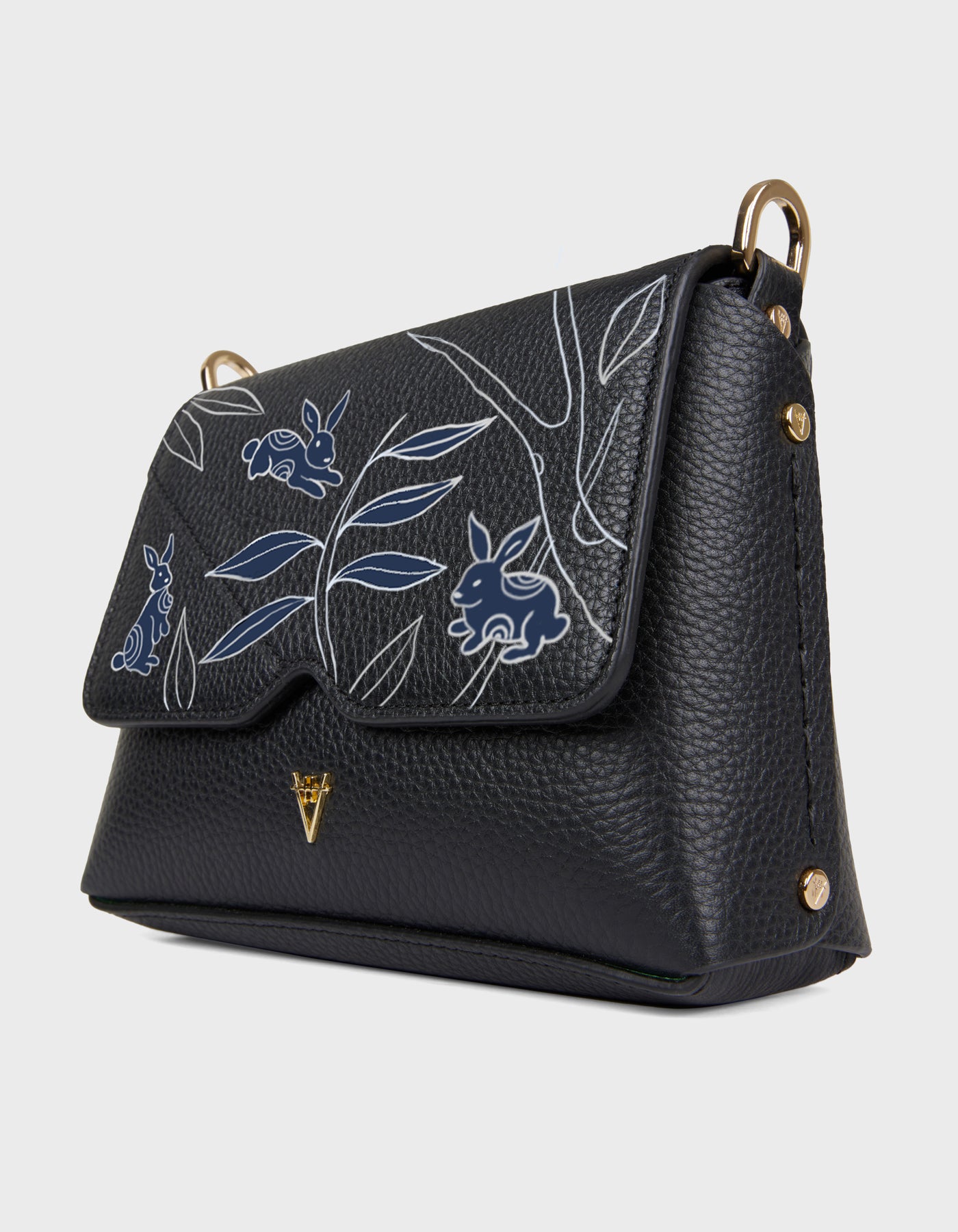 HiVa Atelier | Mare Shoulder Bag - Hand-Painted Black | Beautiful and Versatile Leather Accessories