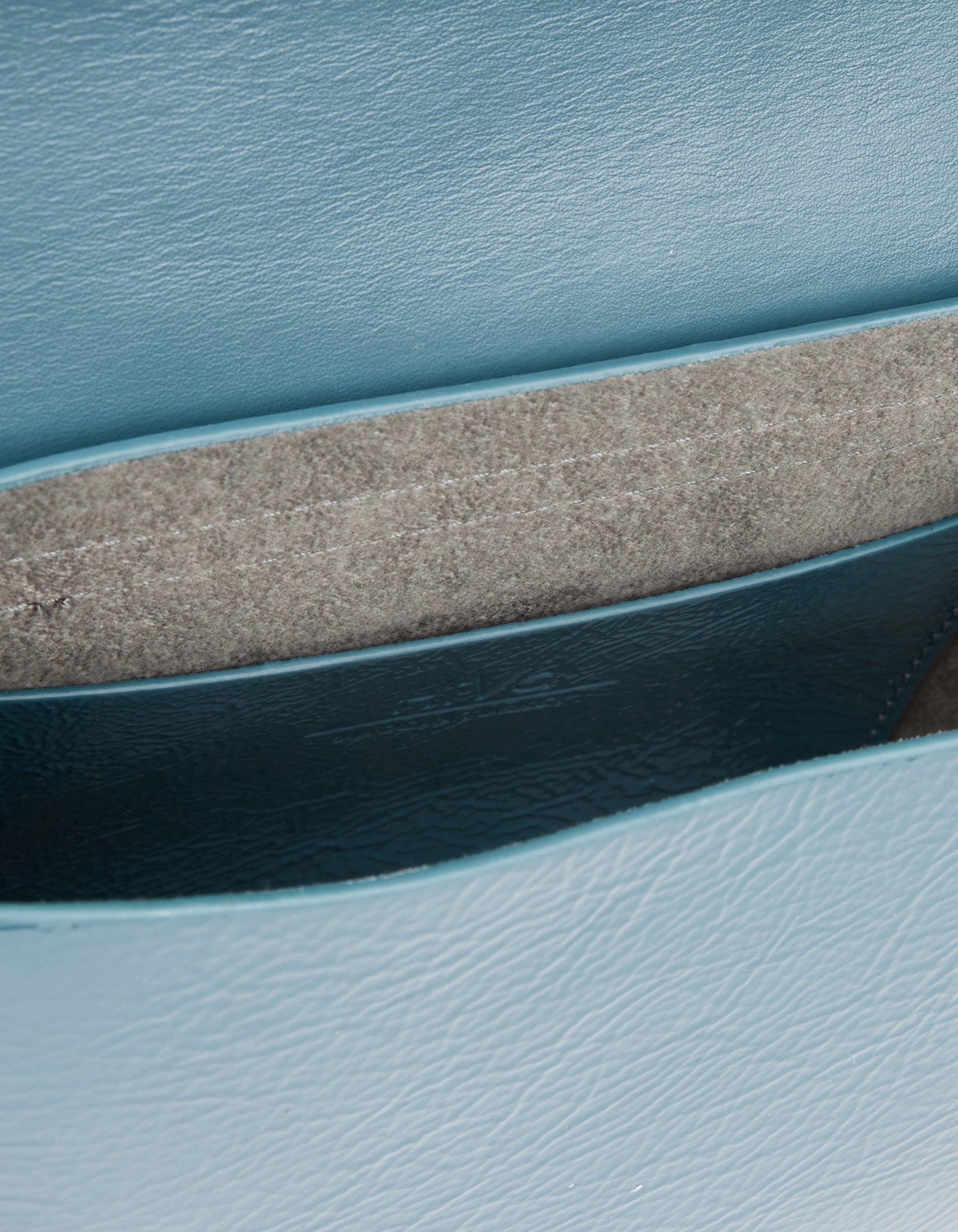 HiVa Atelier | Mare Mini Shoulder Bag Reflecting Pond | Beautiful and Versatile Leather Accessories