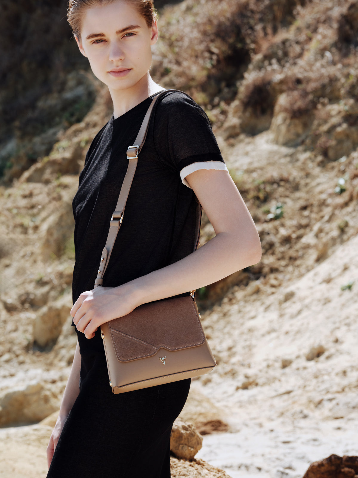 HiVa Atelier | Mare Mini Shoulder Bag | Beautiful and Versatile Leather Accessories