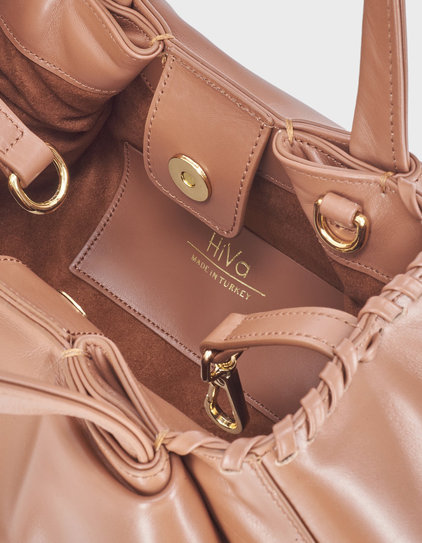 Nubi Pedded Shoulder Bag