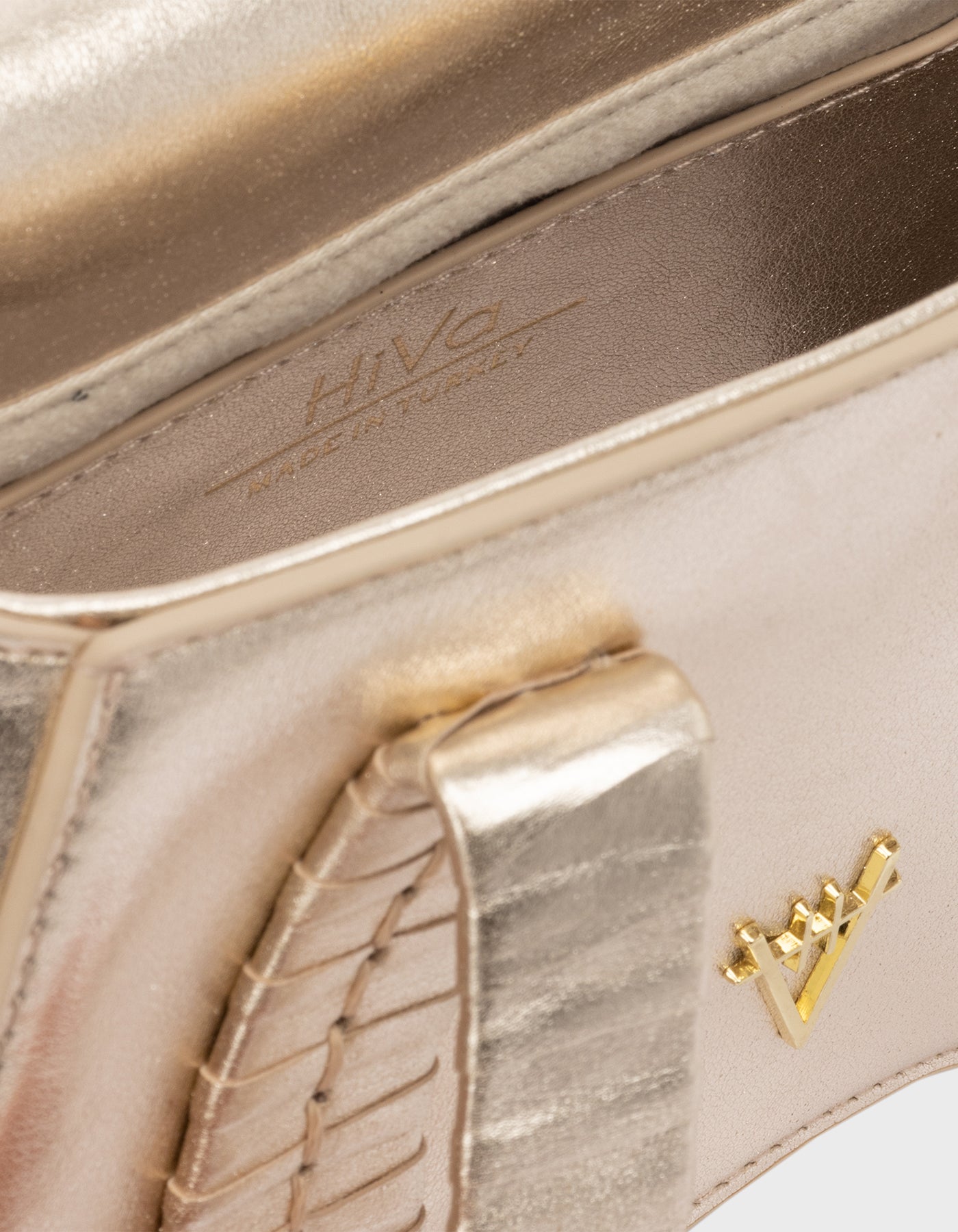 Pera Mini Shoulder Bag