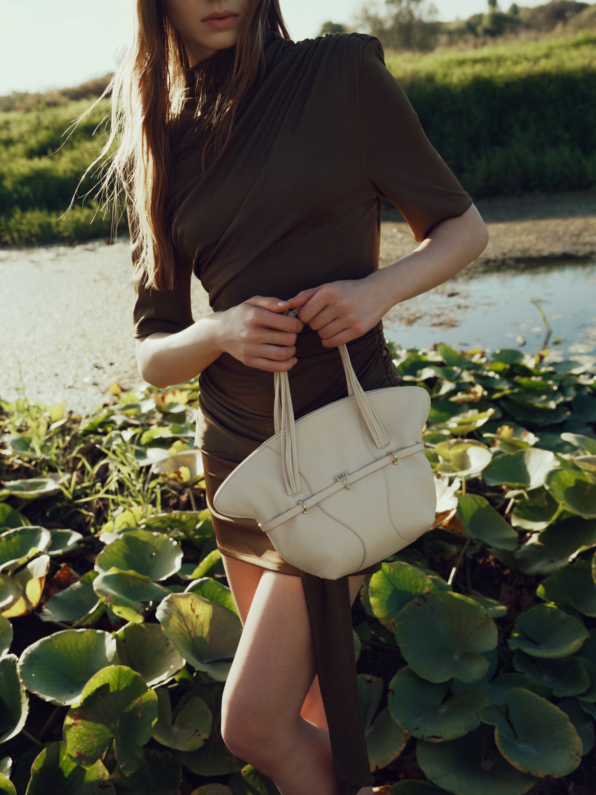 HiVa Atelier | Vela Mini Soft Wing Shoulder Bag | Beautiful and Versatile Leather Accessories