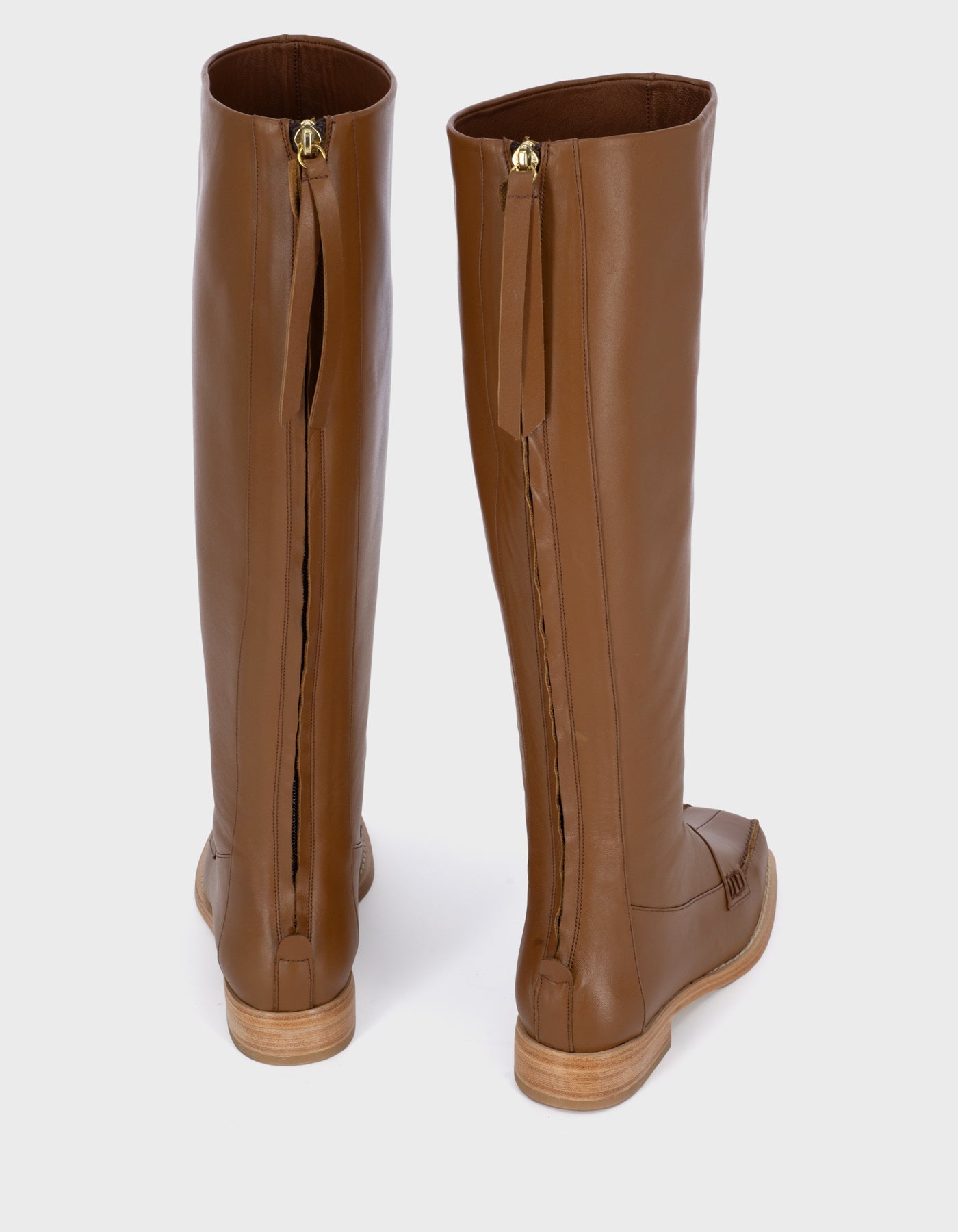 Hiva Atelier | Block Detail Knee Boots WOOD | Beautiful and Versatile Leather Accessories