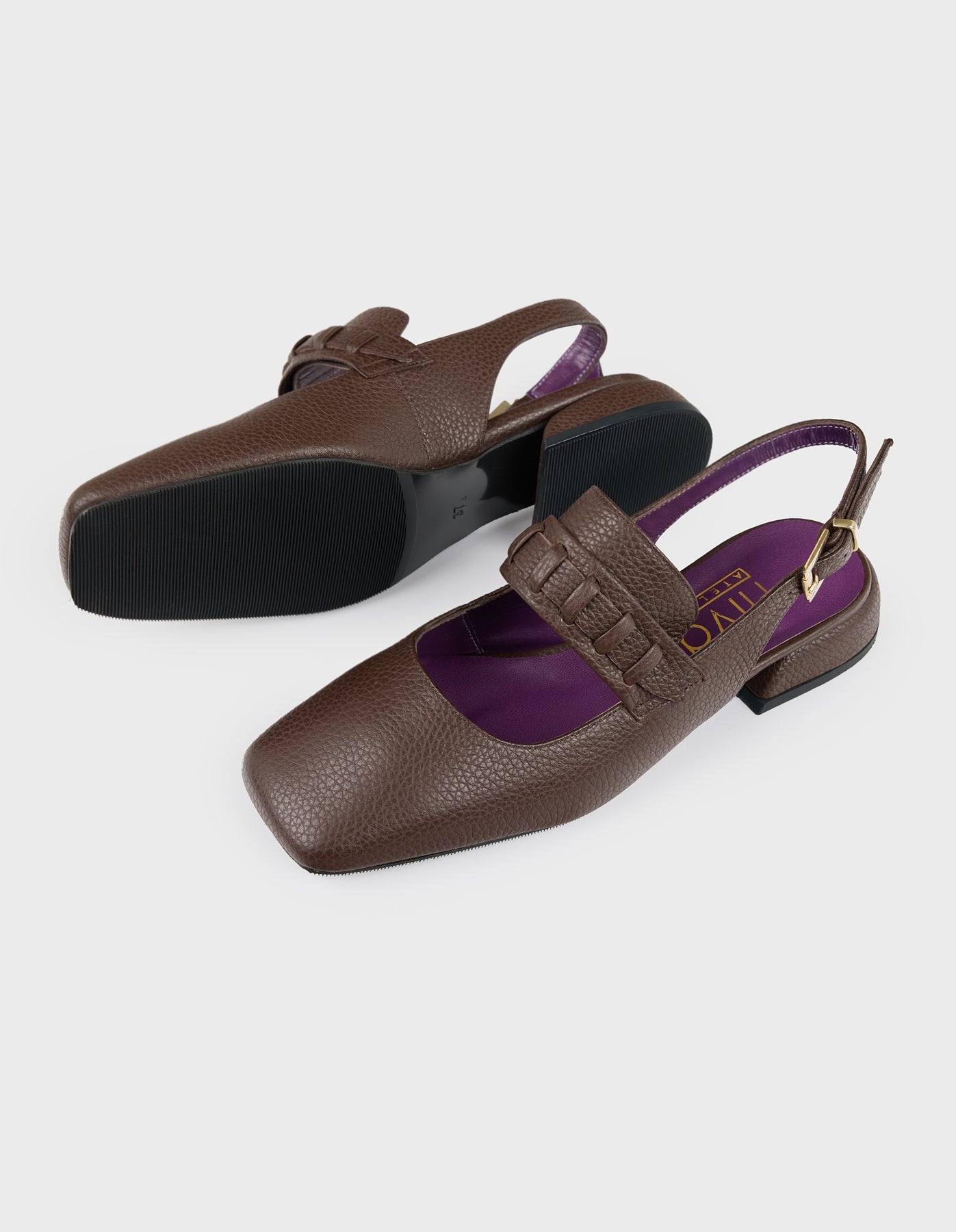 Hiva Atelier | Mary Jane Flat Nutshell | Beautiful and Versatile Leather Accessories