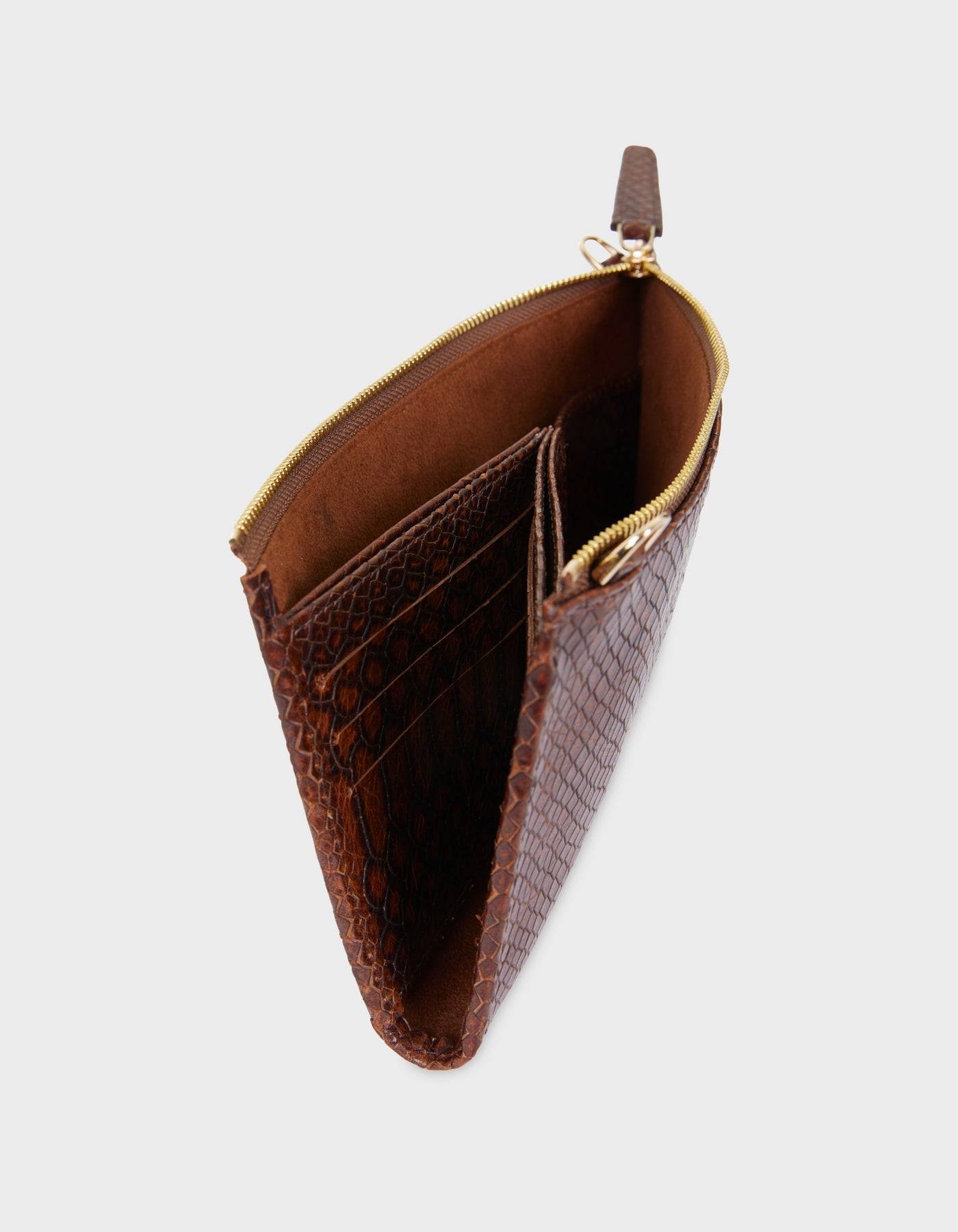 HiVa Atelier | Omnia Clutch Bag COGNAC | Beautiful and Versatile Leather Accessories