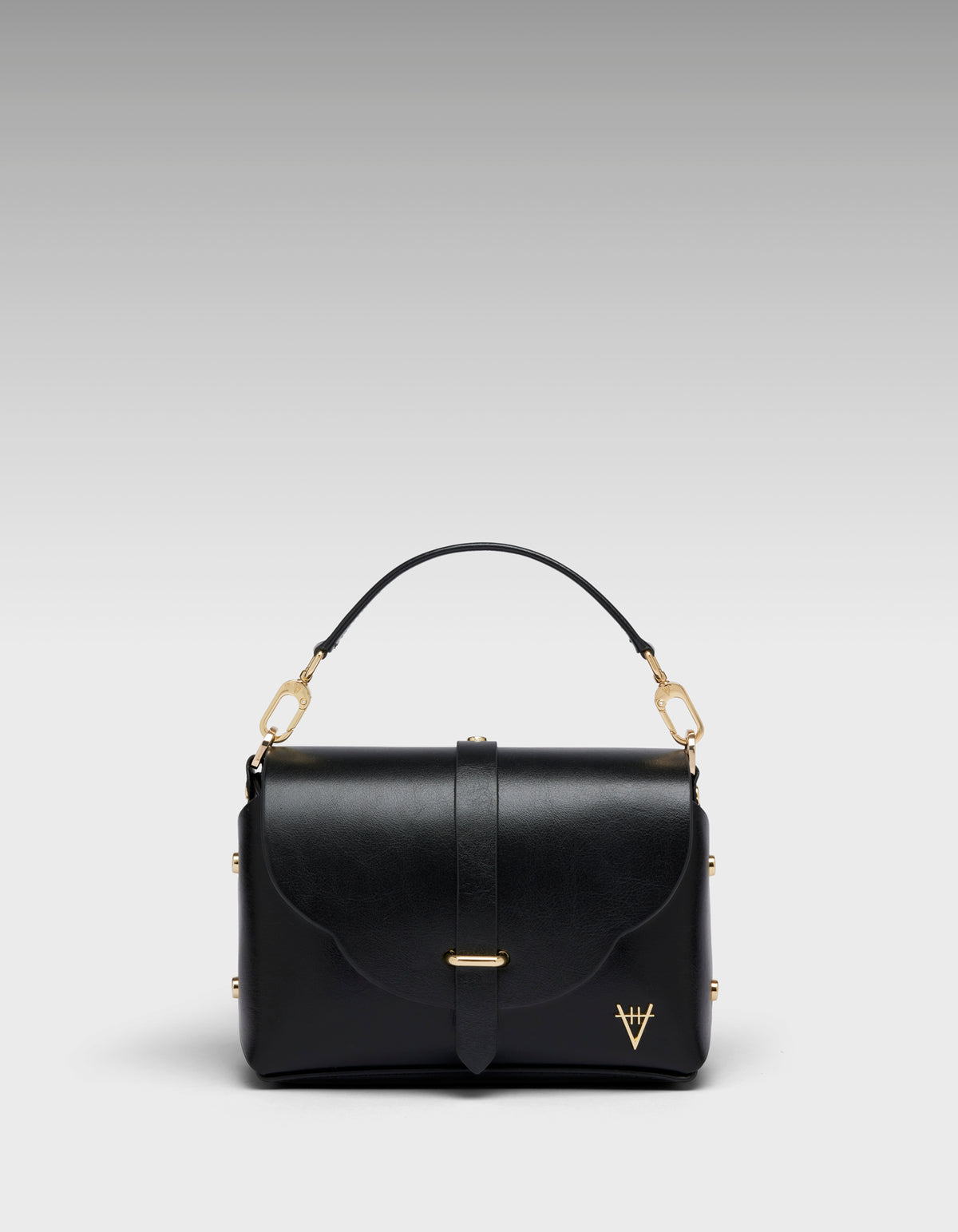 HiVa Atelier | Harmonia Shoulder Bag Smooth Black | Beautiful and Versatile Leather Accessories