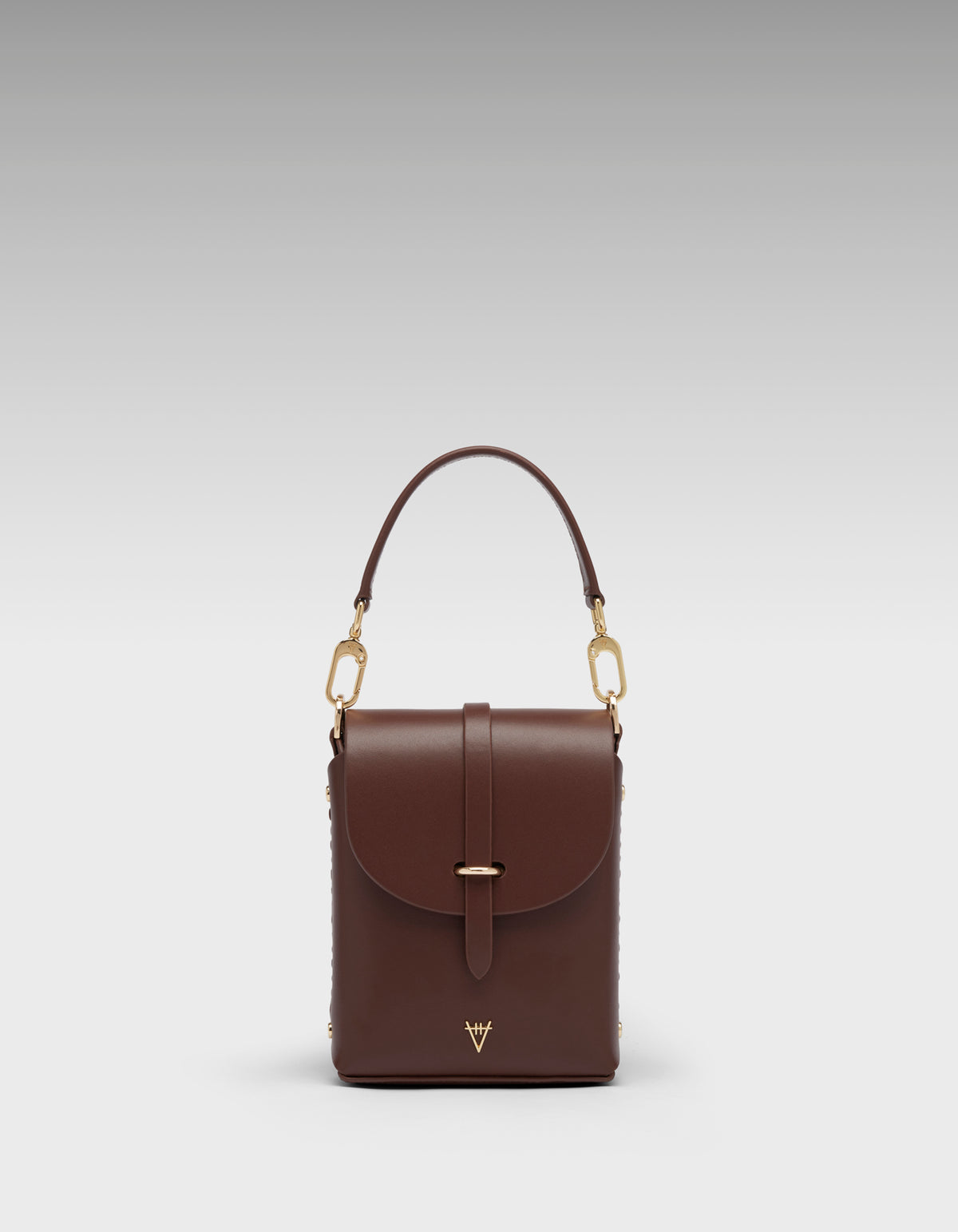 HiVa Atelier | Astrum Shoulder Bag Nutshell | Beautiful and Versatile Leather Accessories