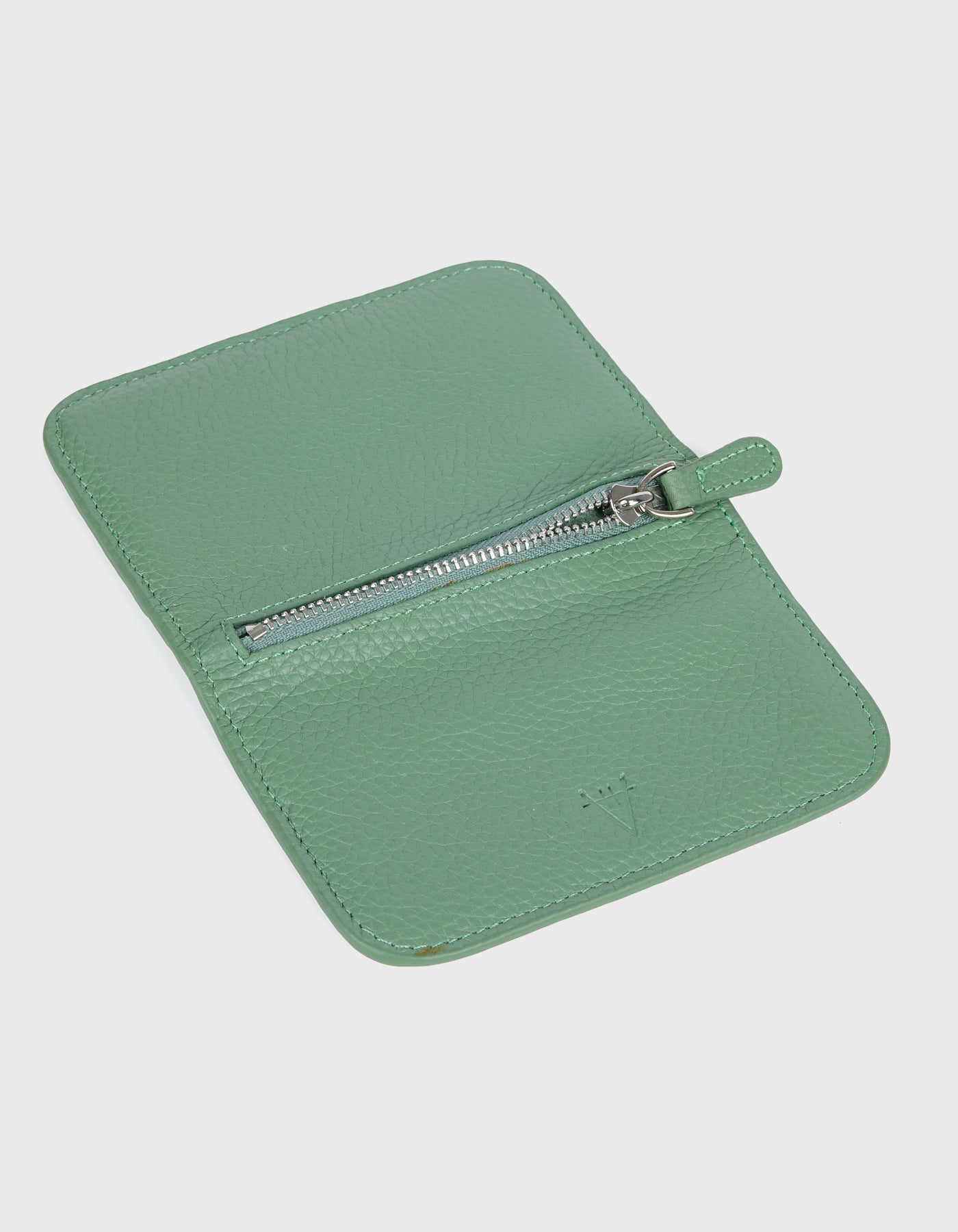 Hiva Atelier | Alae Coin Purse & Card Holder Mint | Beautiful and Versatile Leather Accessories