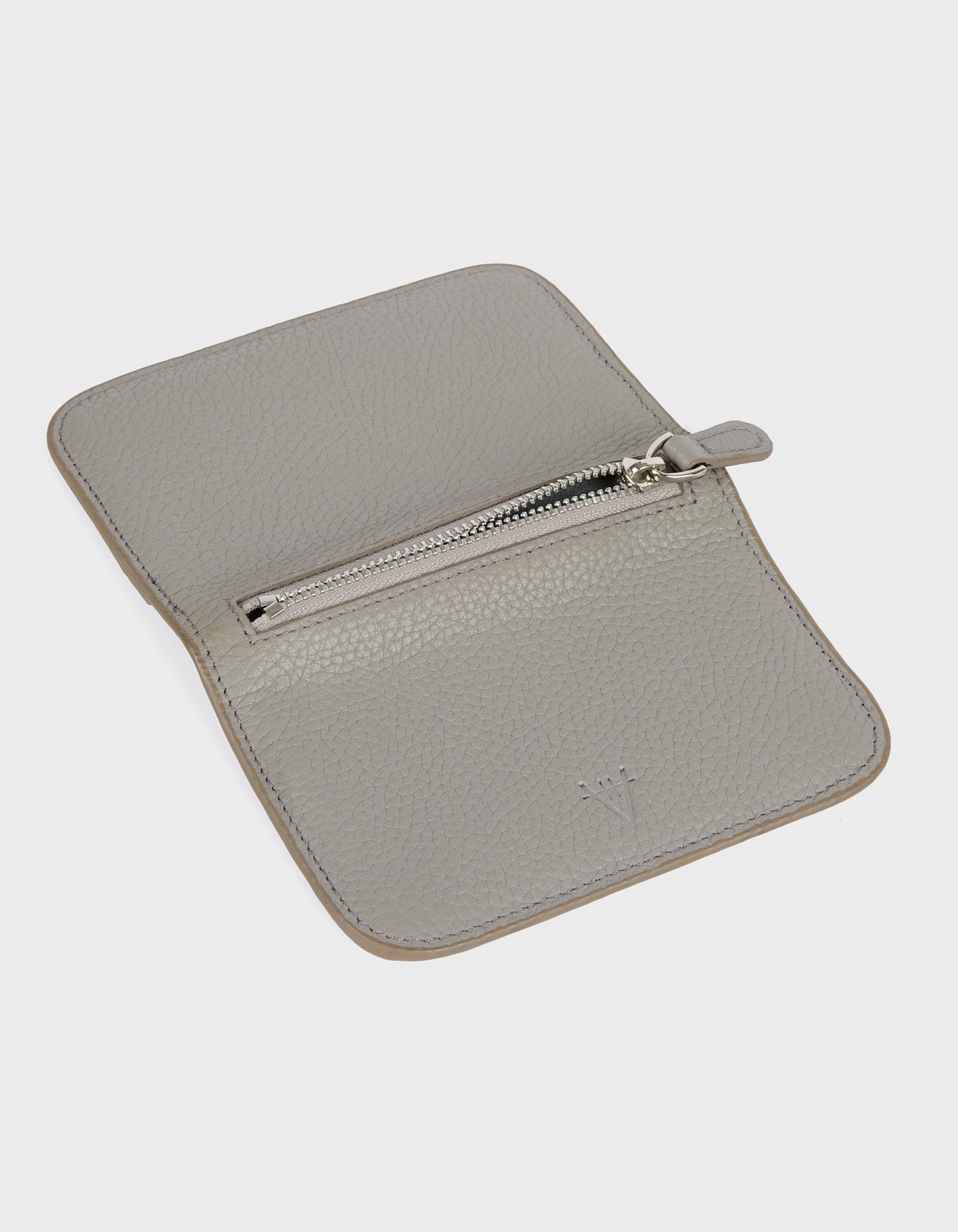 Hiva Atelier | Alae Coin Purse & Card Holder Light Grey | Beautiful and Versatile Leather Accessories