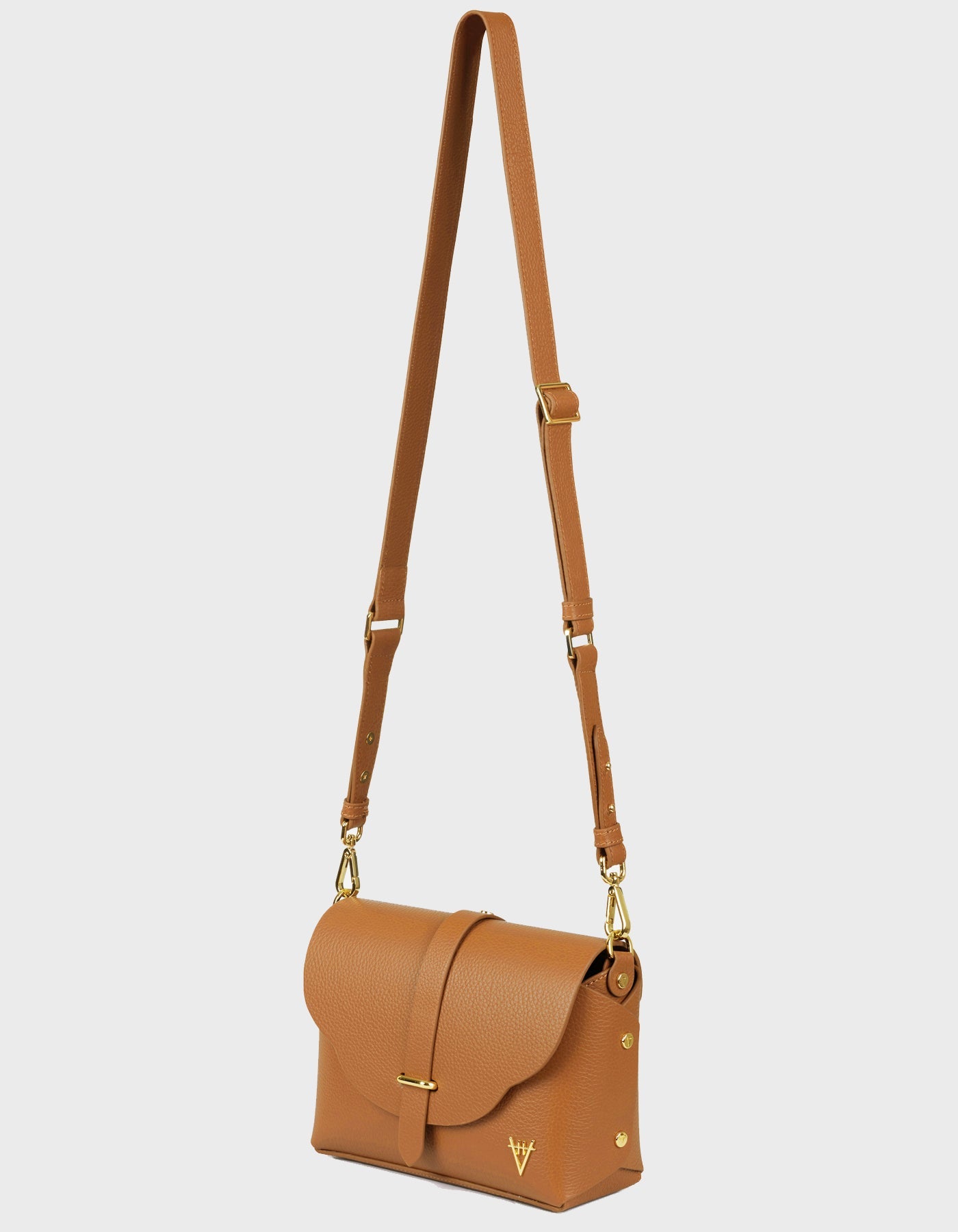 Hiva Atelier | Harmonia Shoulder Bag WOOD | Beautiful and Versatile Leather Accessories