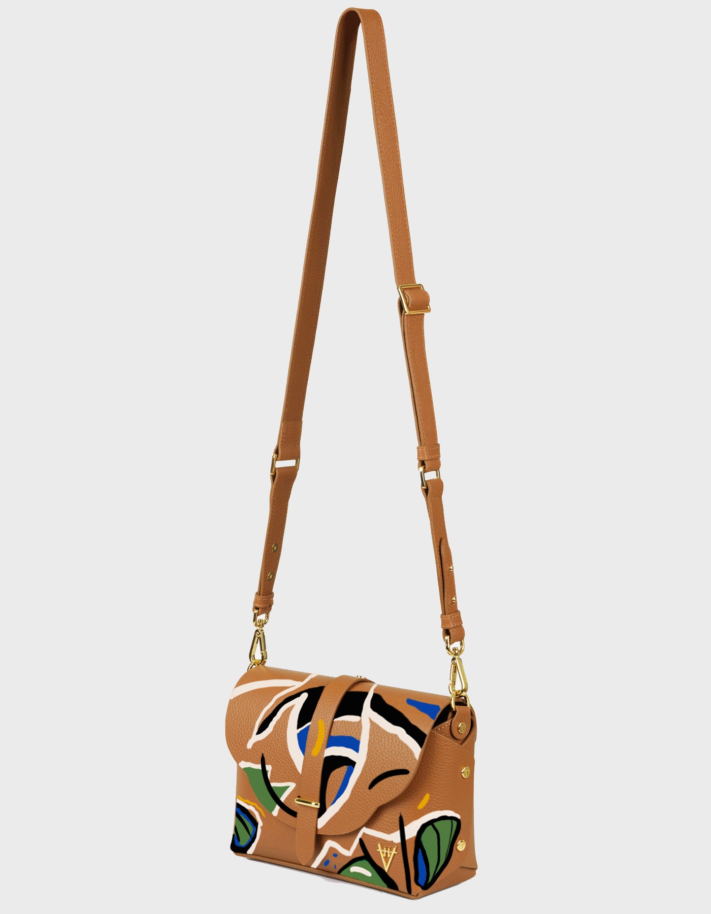 Hiva Atelier | Harmonia Shoulder Bag - Hand-Painted Wood Tales of Terra | Beautiful and Versatile Leather Accessories
