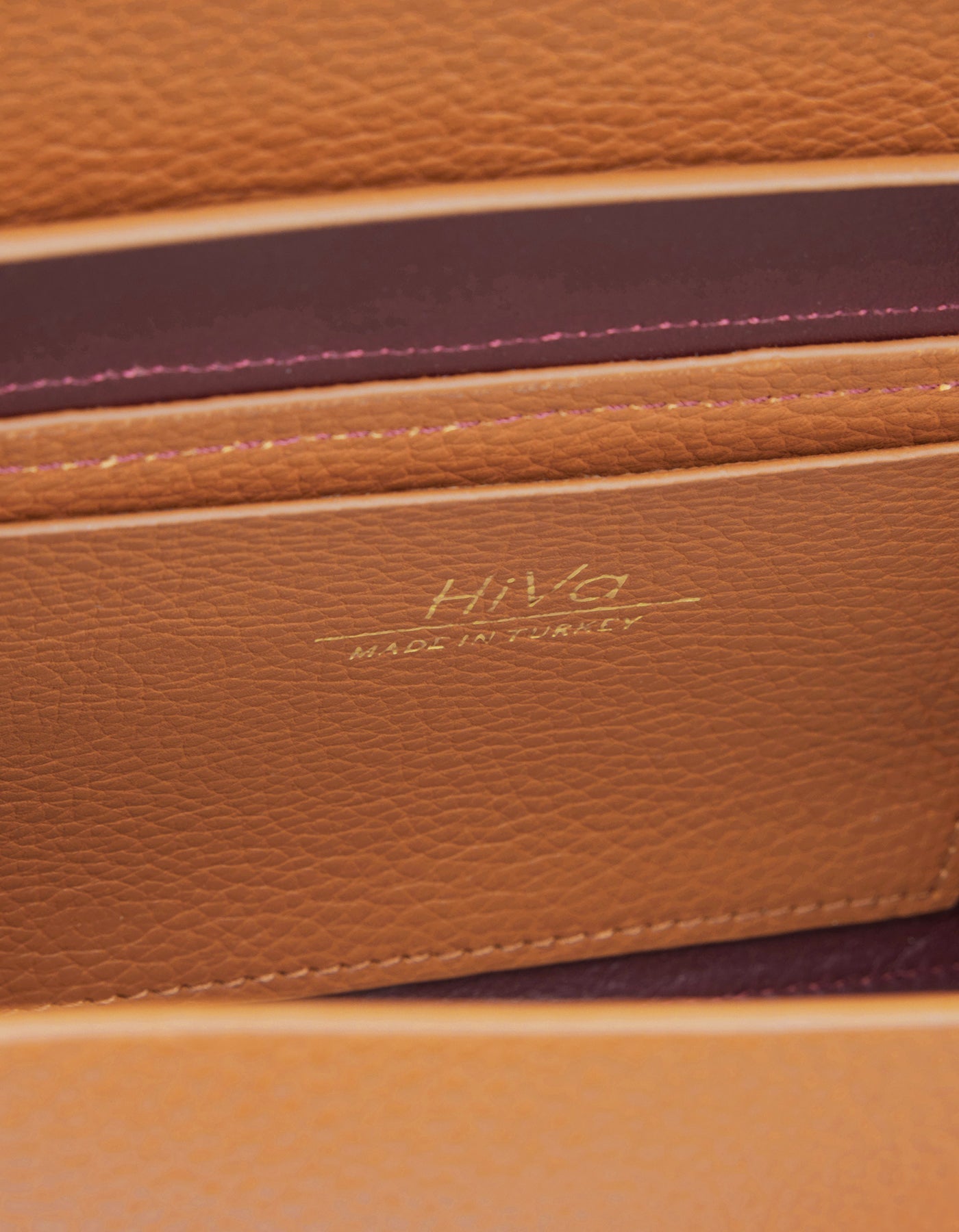 Hiva Atelier | Harmonia Shoulder Bag WOOD | Beautiful and Versatile Leather Accessories