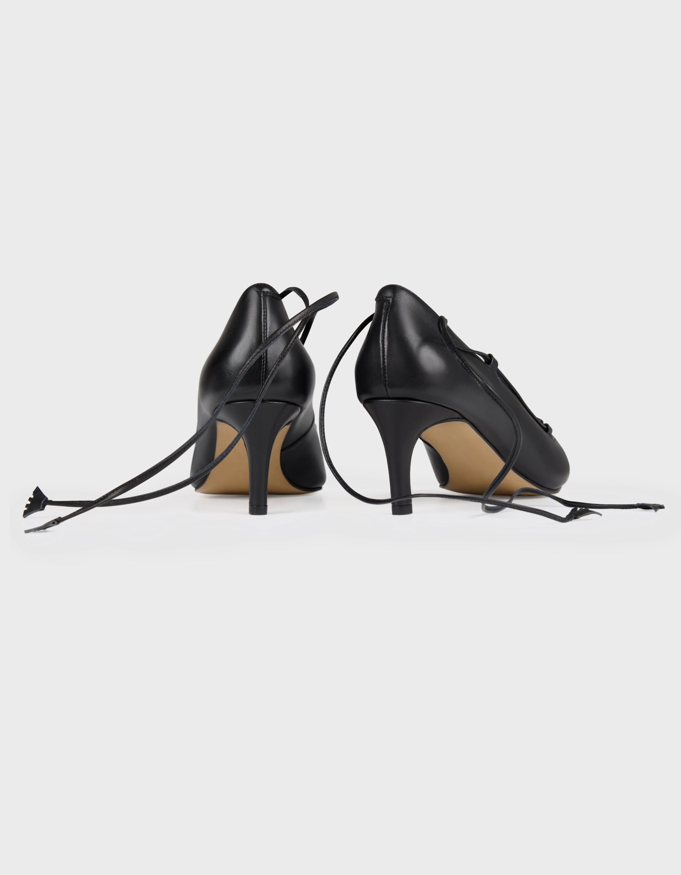 Hiva Atelier | Lace Up Pointed Toe Heels Black | Beautiful and Versatile Leather Accessories