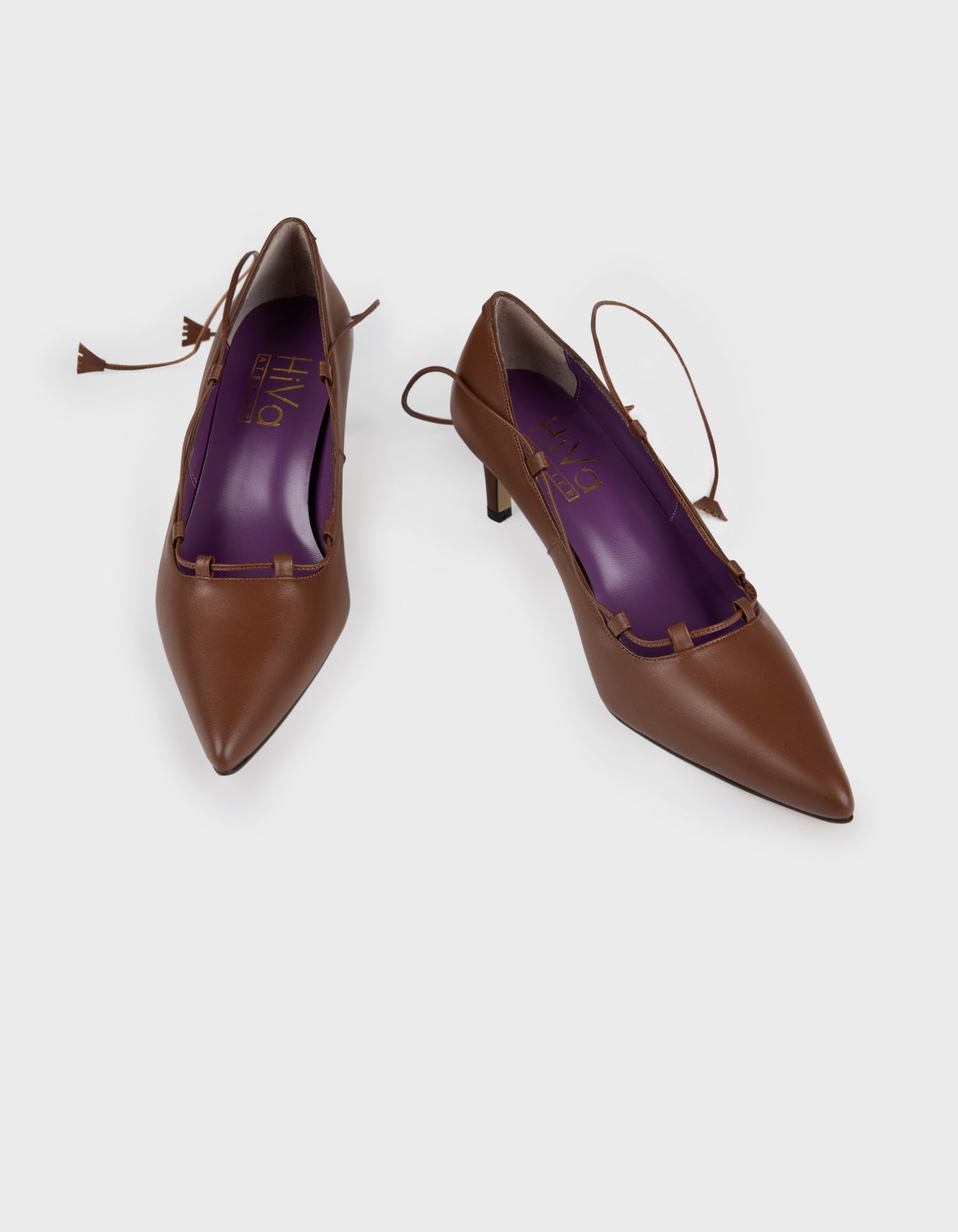Hiva Atelier | Lace Up Pointed Toe Heels Nutshell | Beautiful and Versatile Leather Accessories
