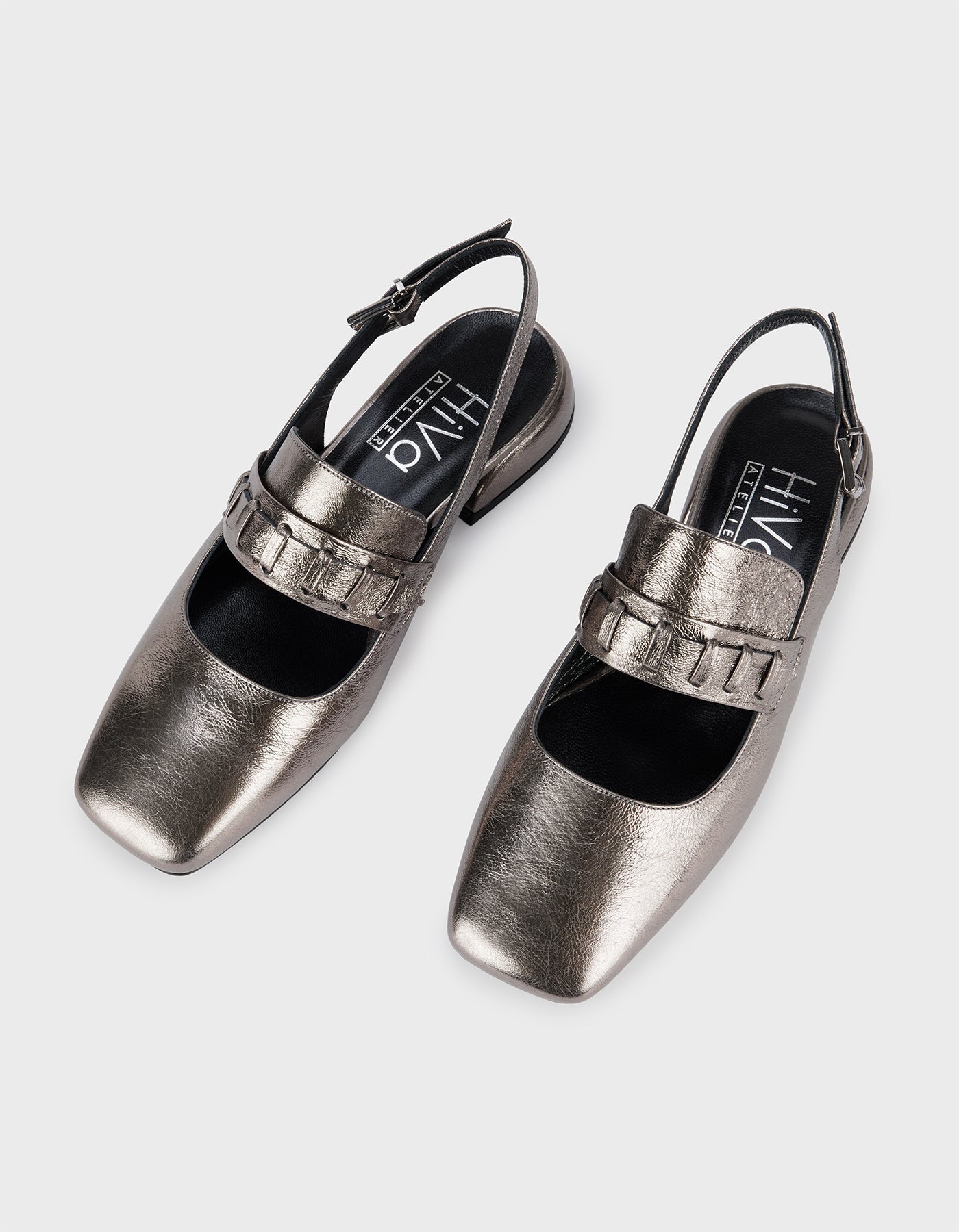 Hiva Atelier | Mary Jane Flat Metallic Anthracite | Beautiful and Versatile Leather Accessories