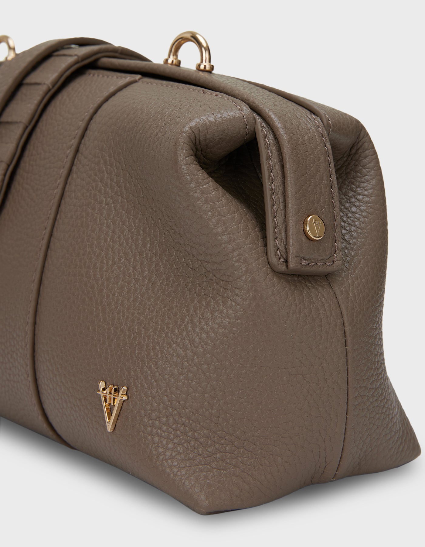 Hiva Atelier | Nubes Doctor Bag MINK | Beautiful and Versatile Leather Accessories