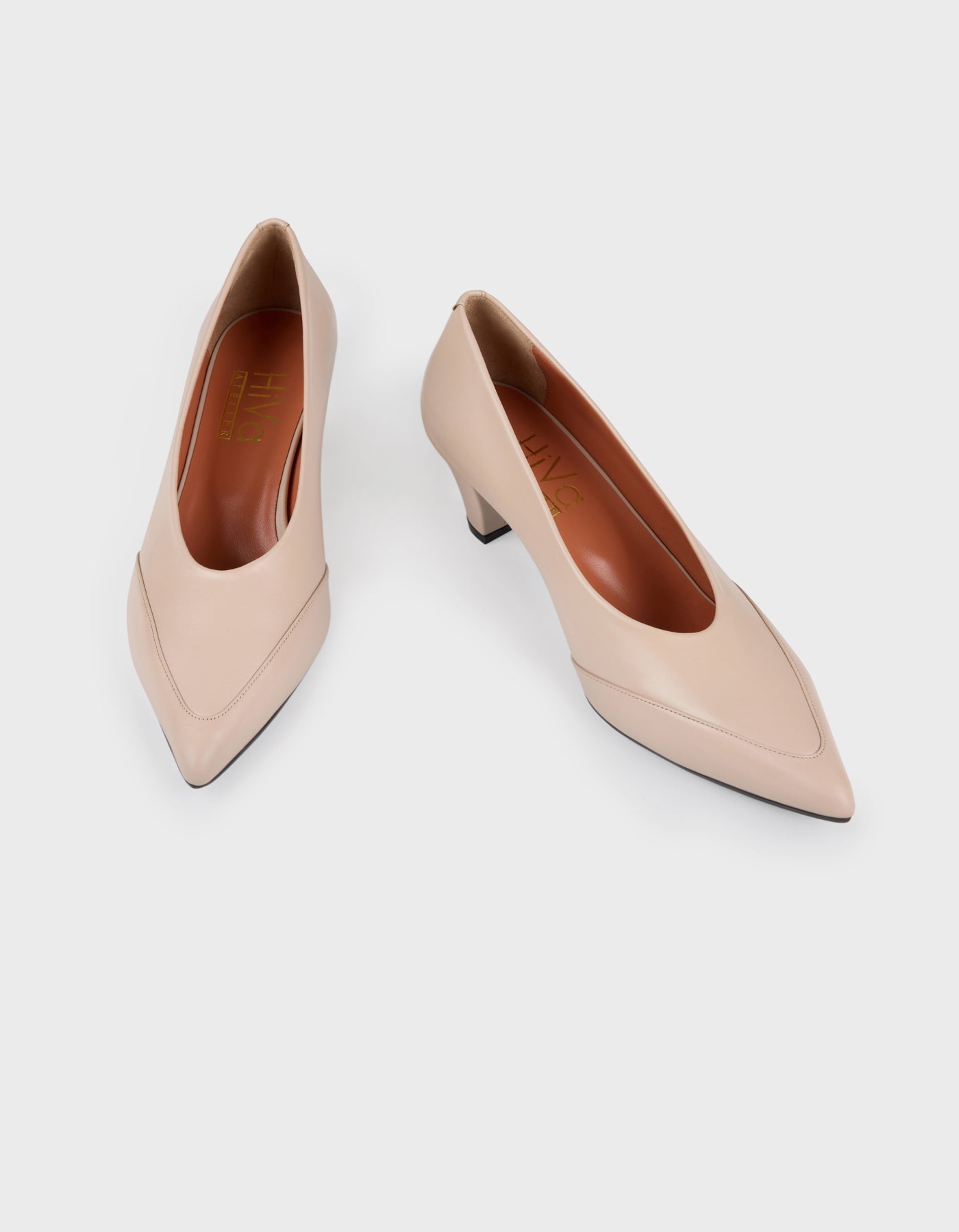 Hiva Atelier | Leather Pointed Toe Heels Cream | Beautiful and Versatile Leather Accessories