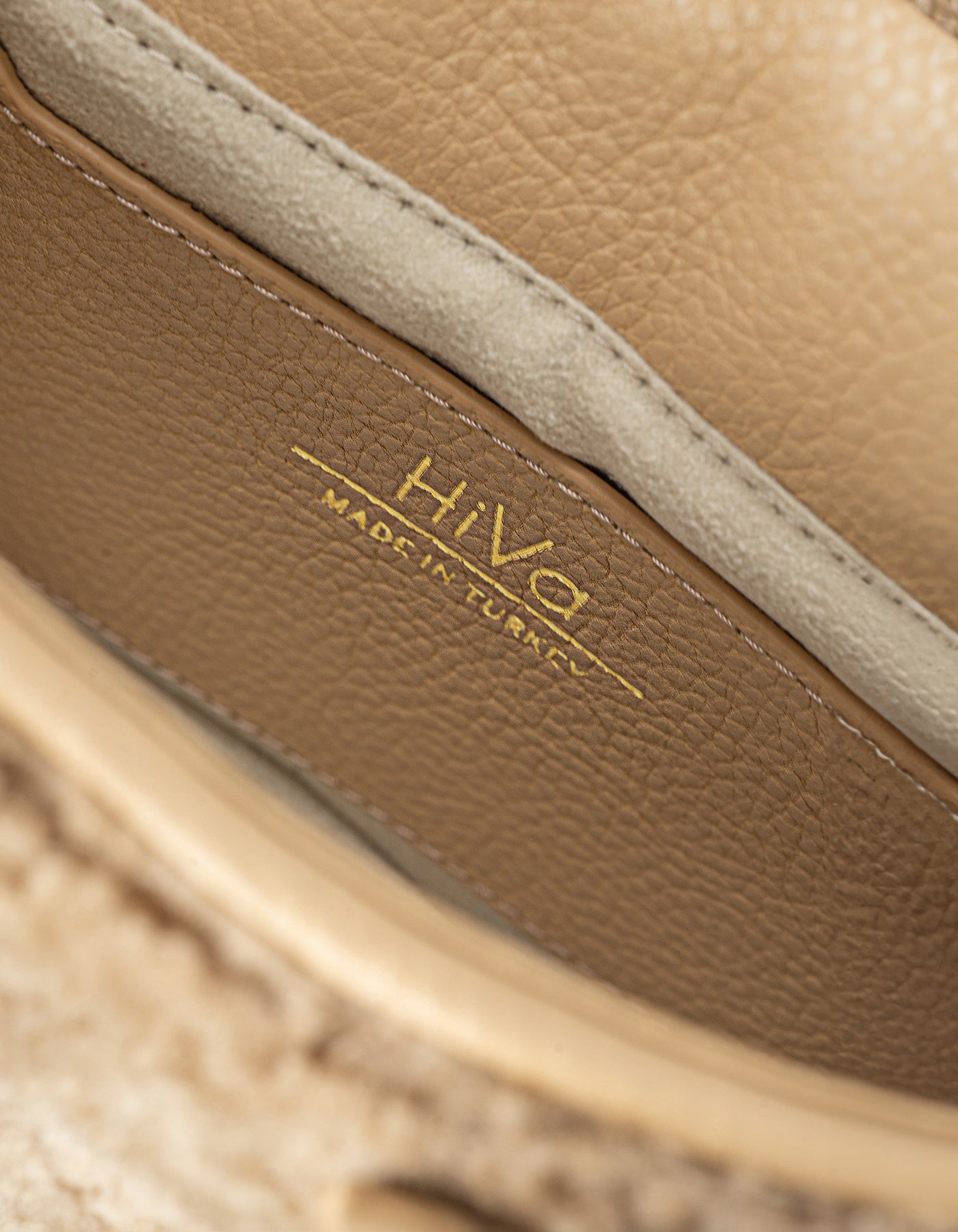 Hiva Atelier | Pera Shearling Biscuit | Her Tarza Uygun Deri Aksesuarlar
