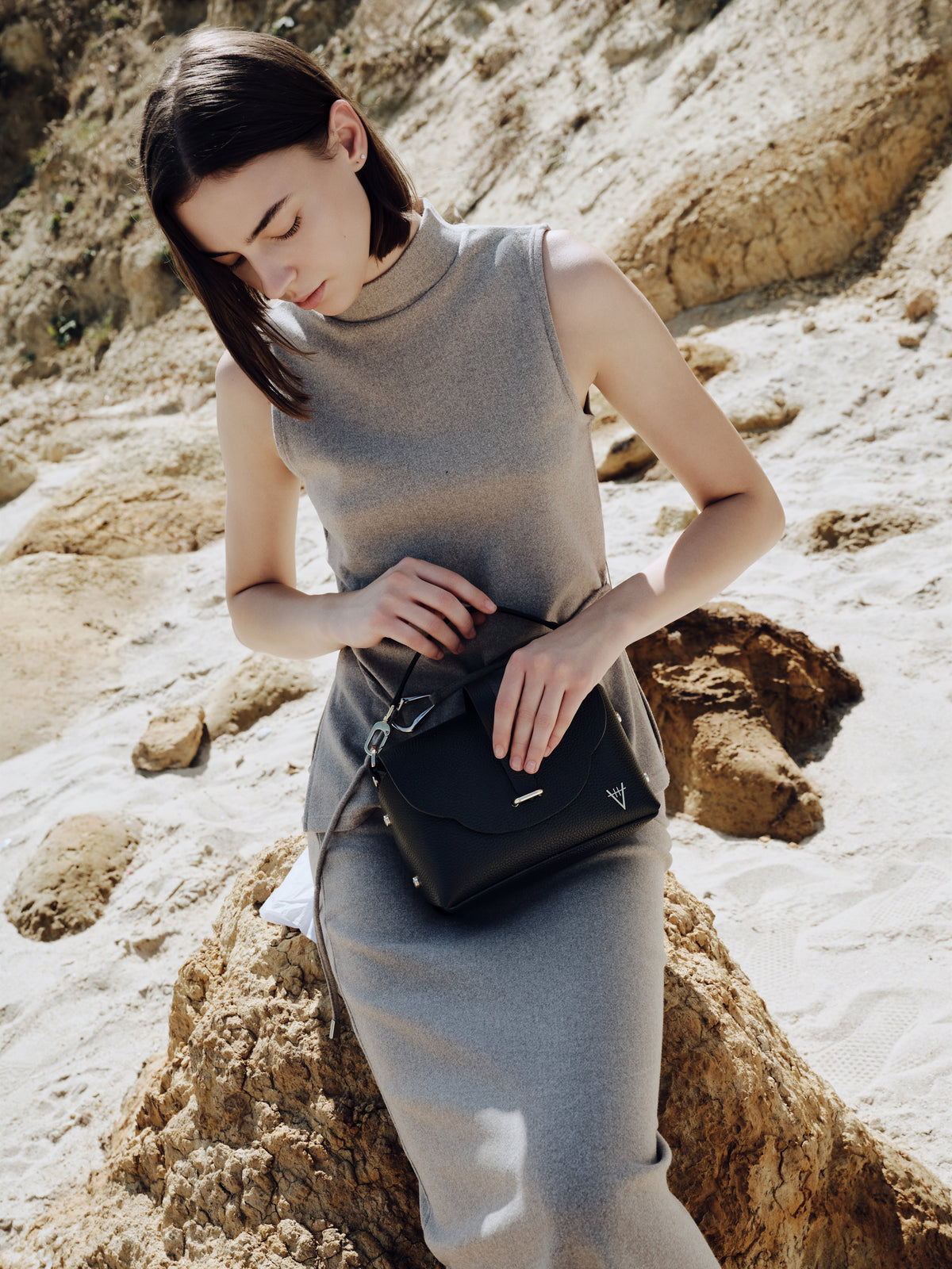 HiVa Atelier | Harmonia Shoulder Bag | Beautiful and Versatile Leather Accessories