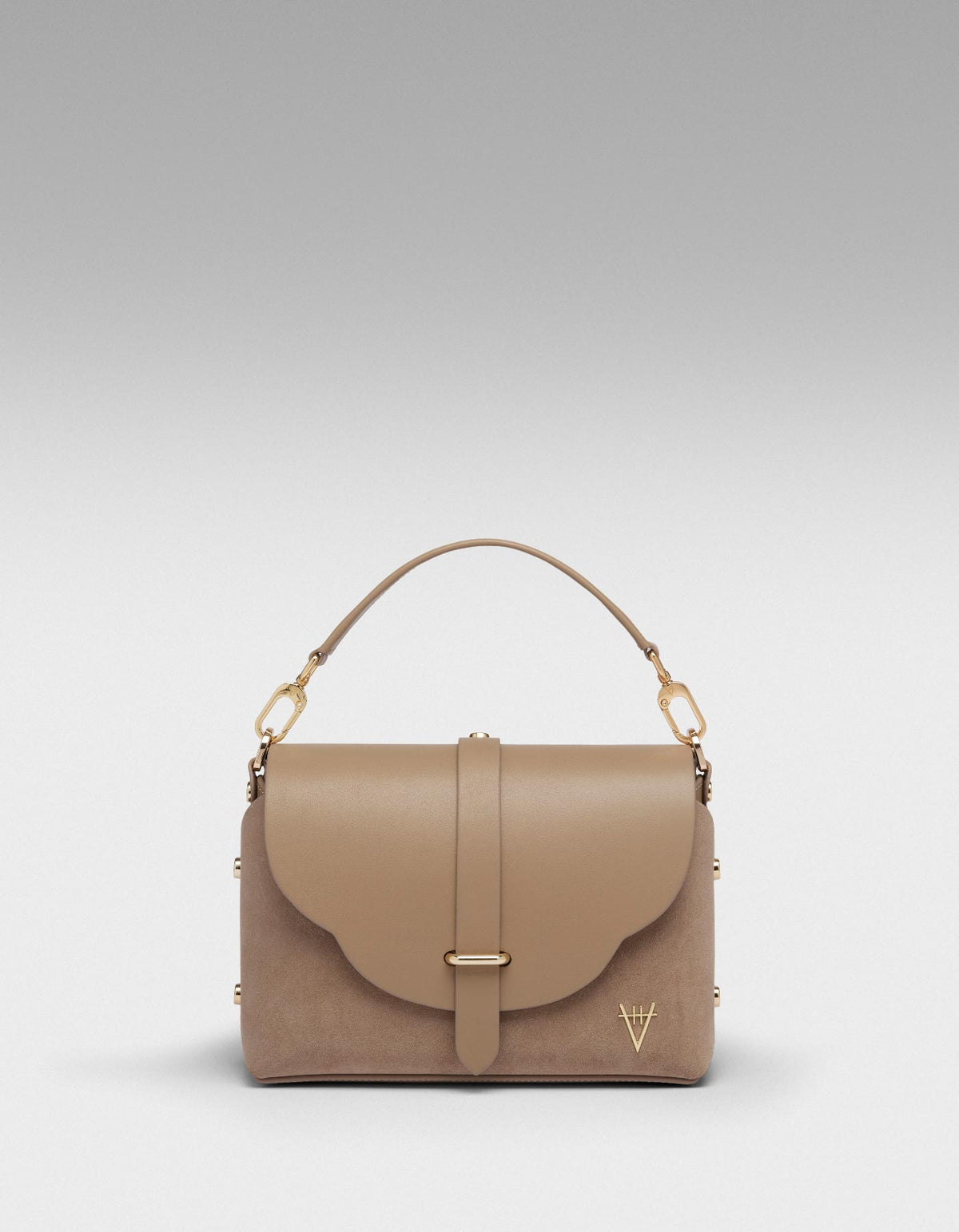 HiVa Atelier | Harmonia Shoulder Bag Sand | Beautiful and Versatile Leather Accessories