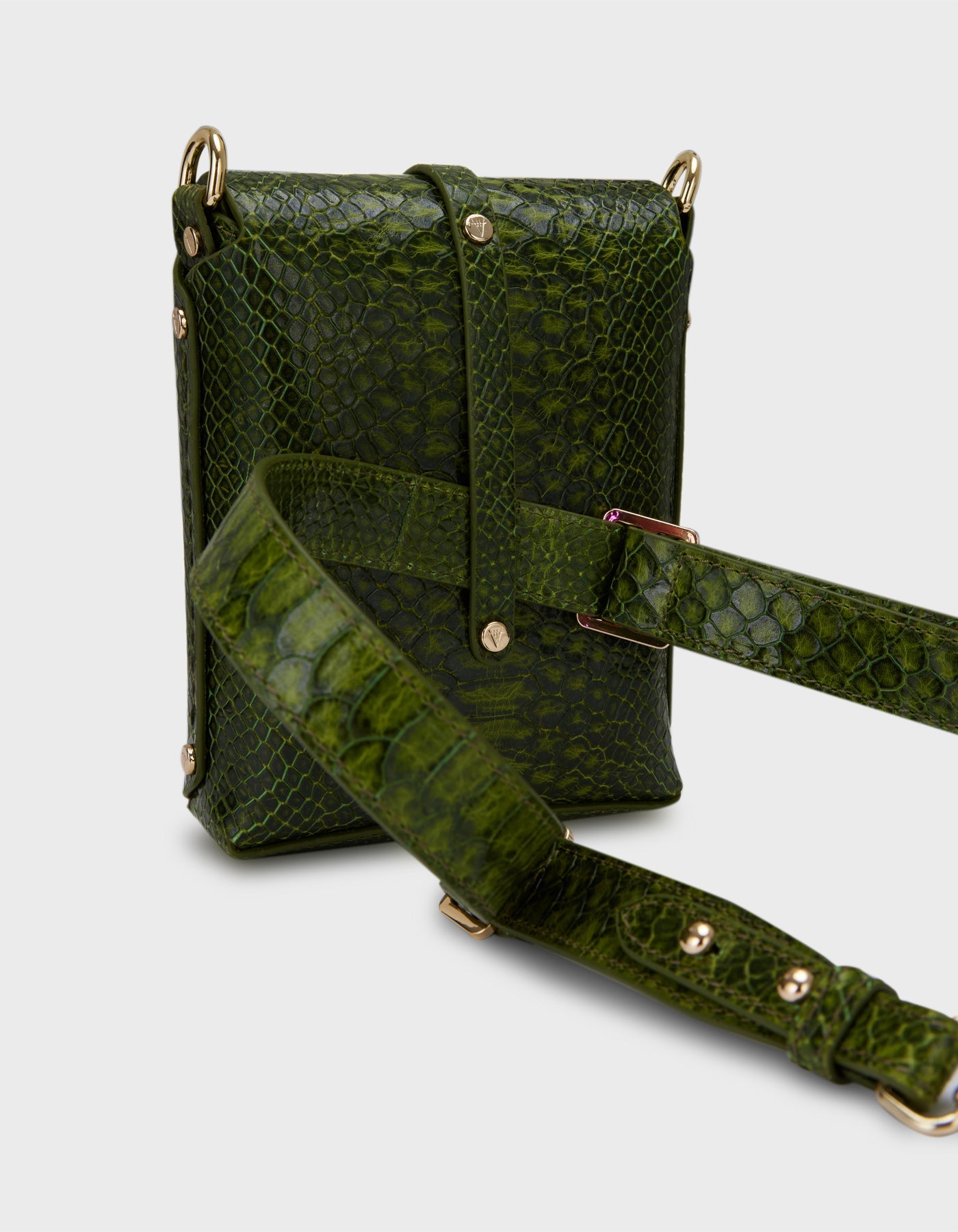 Hiva Atelier | Astrum Shoulder Bag OLIVE | Beautiful and Versatile Leather Accessories