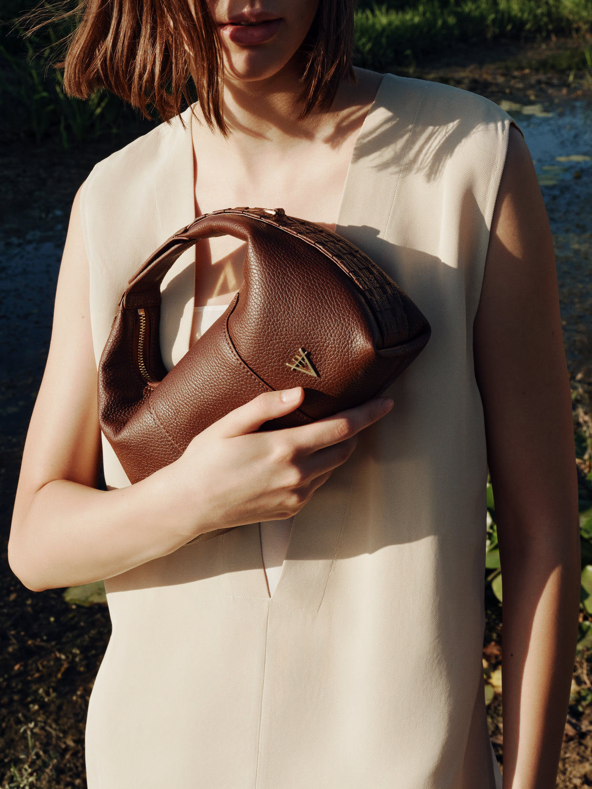 HiVa Atelier | Midi Croissant Bag | Beautiful and Versatile Leather Accessories