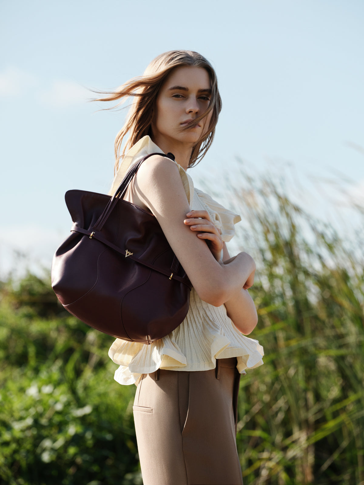 HiVa Atelier | Vela Soft Wing Shoulder Bag | Beautiful and Versatile Leather Accessories