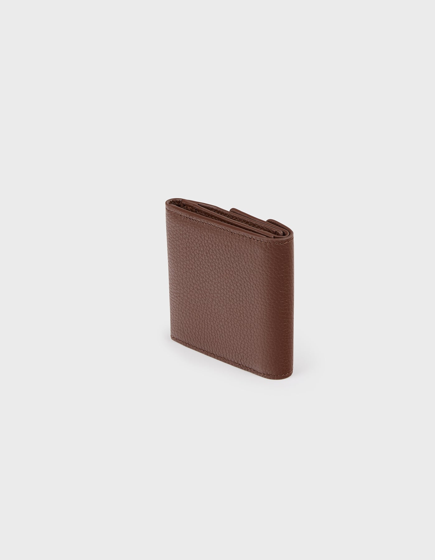 HiVa Atelier | Larus Compact Wallet NUTSHELL | Beautiful and Versatile Leather Accessories