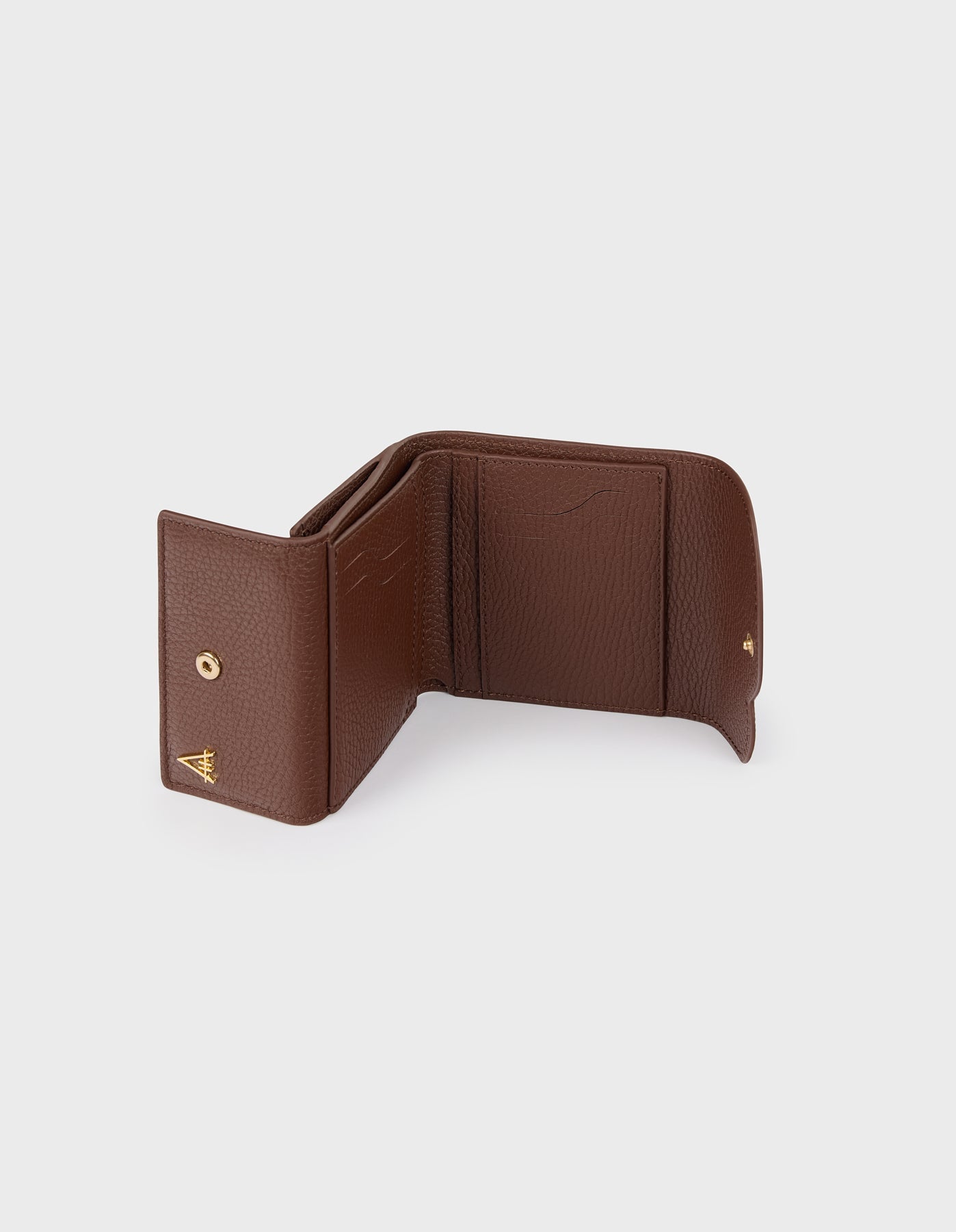 HiVa Atelier | Larus Compact Wallet NUTSHELL | Beautiful and Versatile Leather Accessories