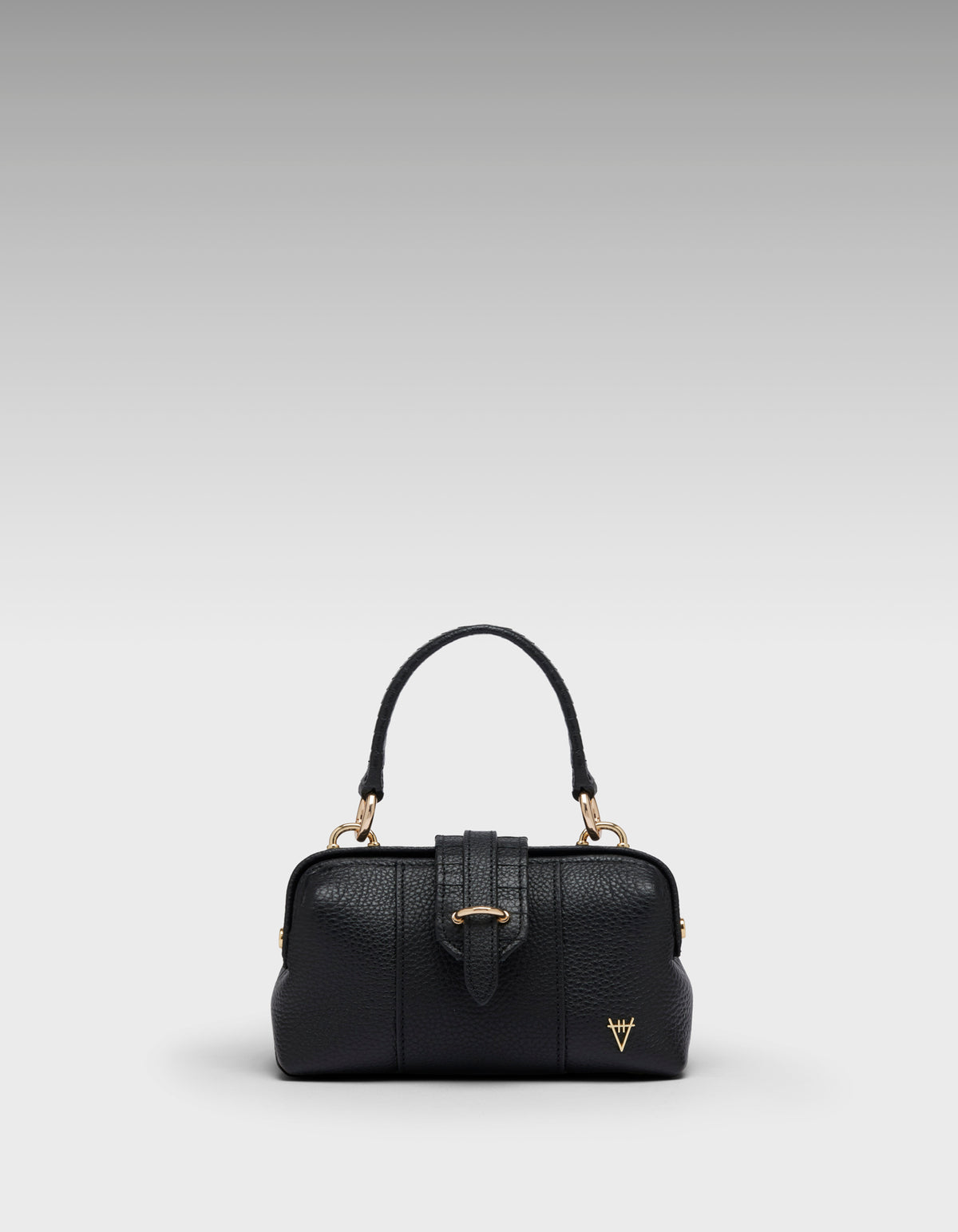 HiVa Atelier | Mini Nubes Doctor Bag Black | Beautiful and Versatile Leather Accessories