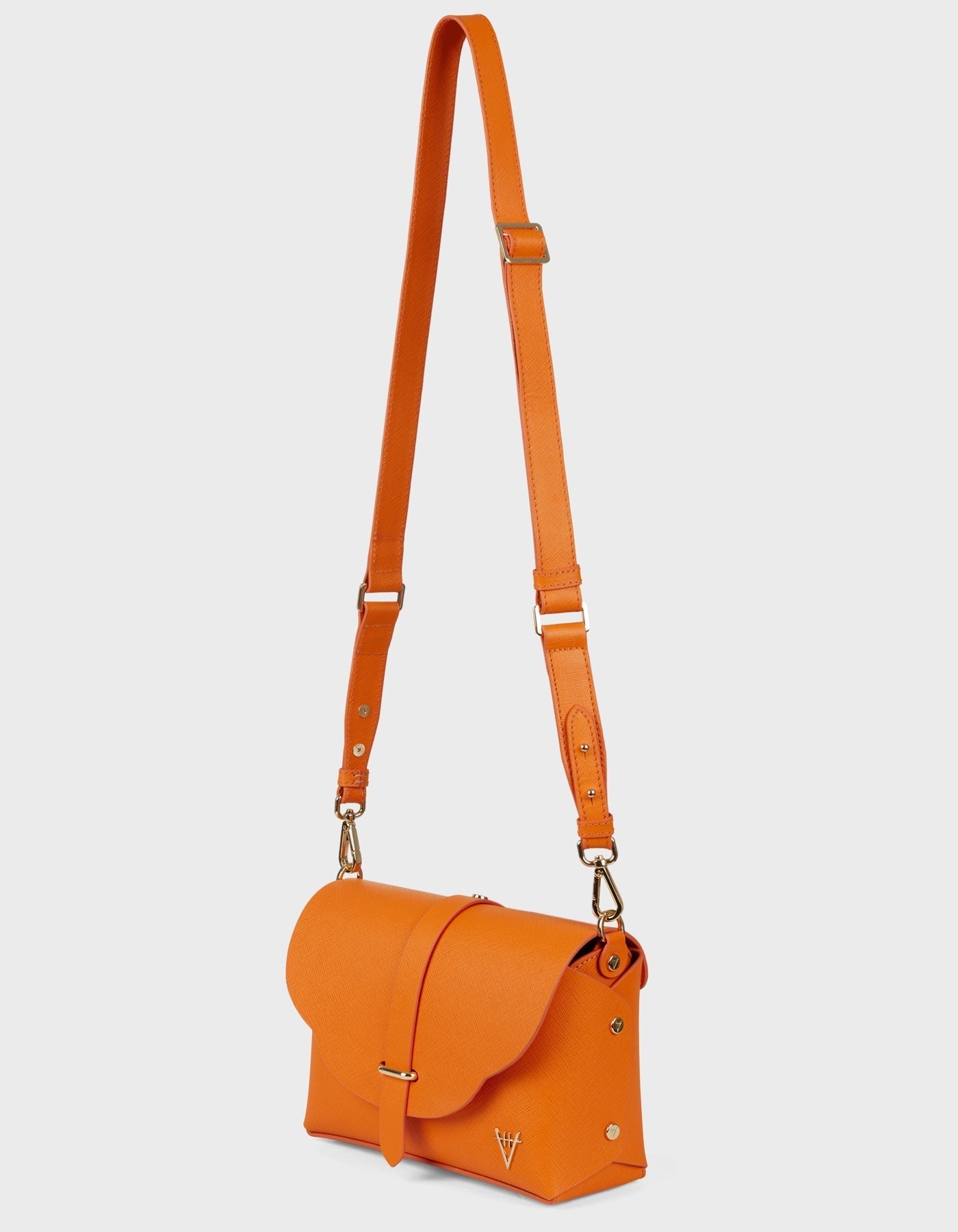 Hiva Atelier | Harmonia Shoulder Bag Orange | Beautiful and Versatile Leather Accessories
