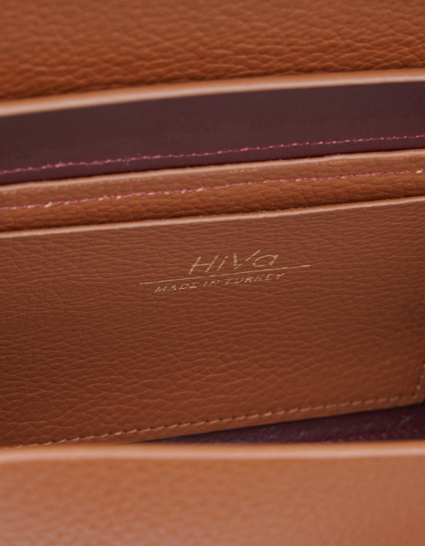 Hiva Atelier | Harmonia Shoulder Bag Wood | Beautiful and Versatile
