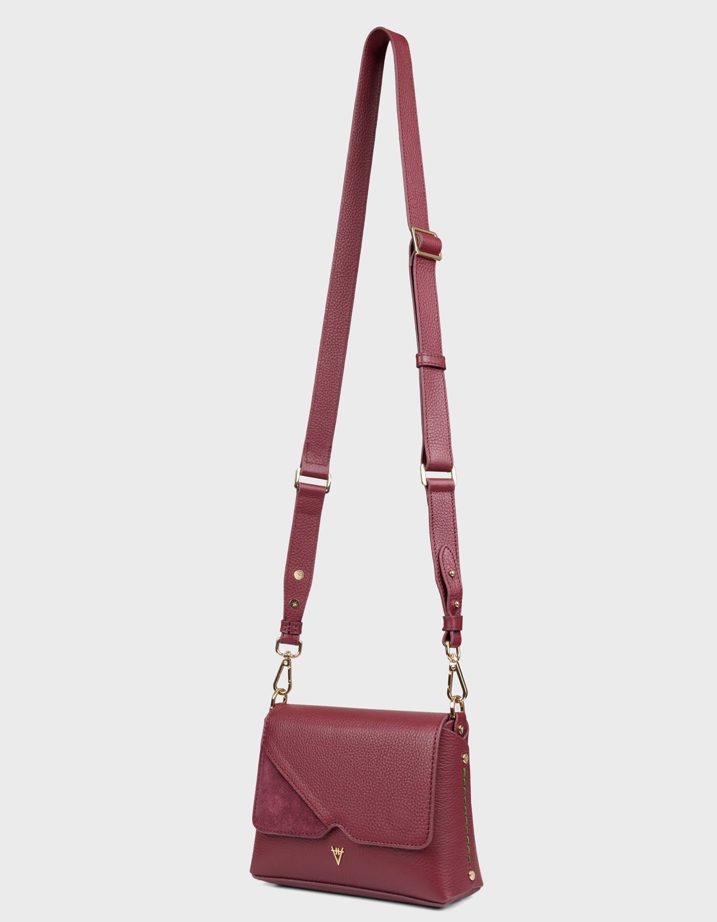 HiVa Atelier | Mini Mare Shoulder Bag Burgundy | Beautiful and Versatile Leather Accessories