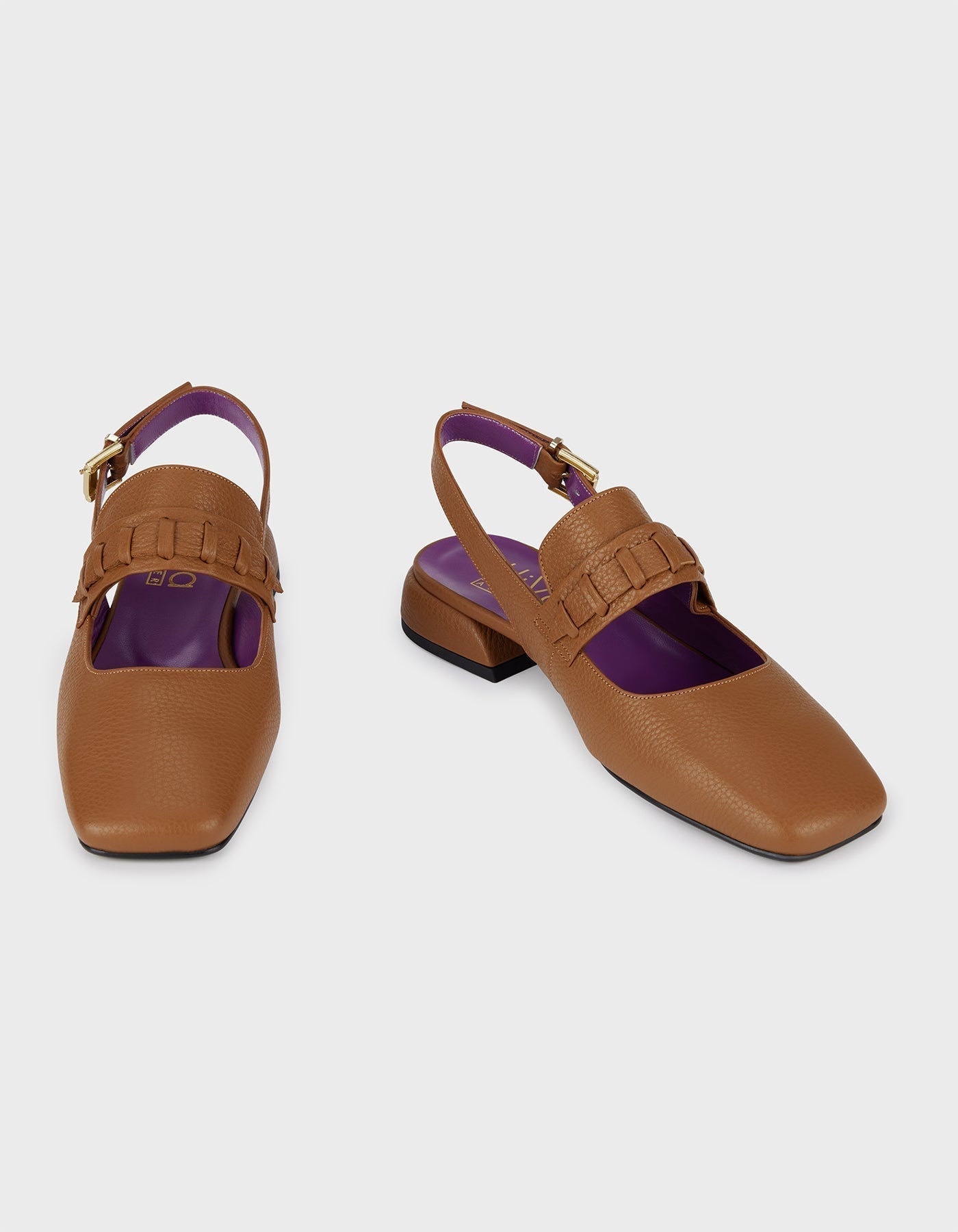 Hiva Atelier | Mary Jane Flat Wood | Beautiful and Versatile