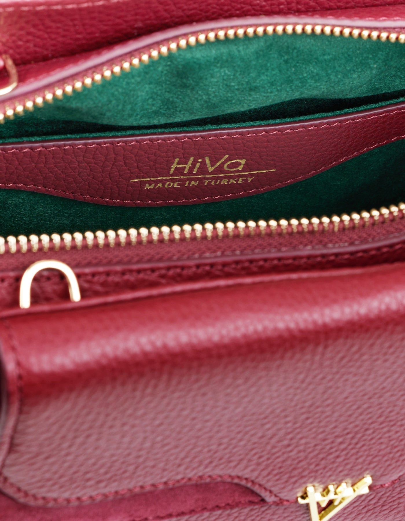 Hiva Atelier | Orbis Midi Tote Bag Burgundy | Beautiful and Versatile Leather Accessories