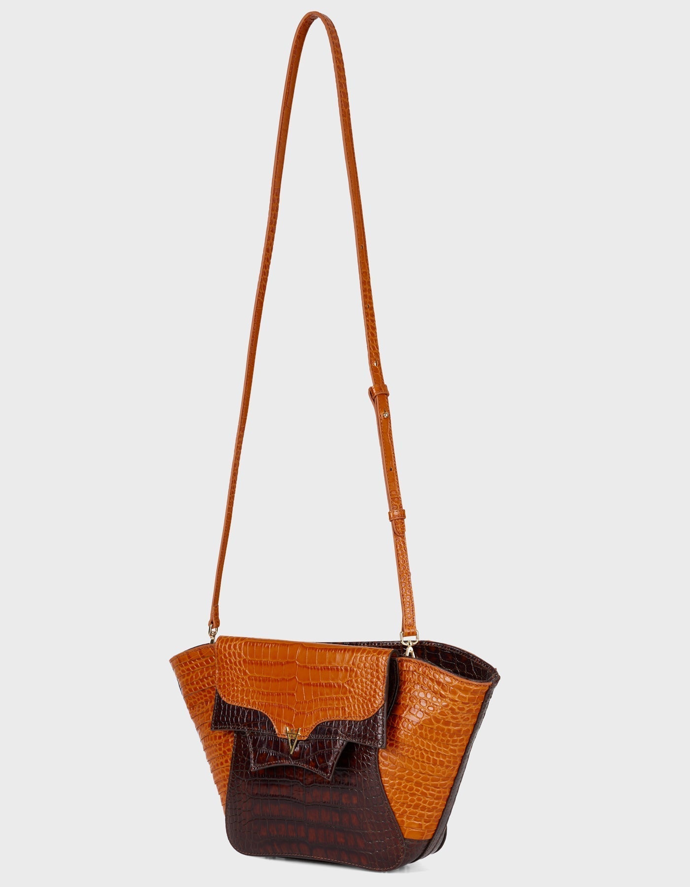 Hiva Atelier | Orbis Midi Tote Bag Croco Effect Burnt Orange & Chocolate | Beautiful and Versatile Leather Accessories