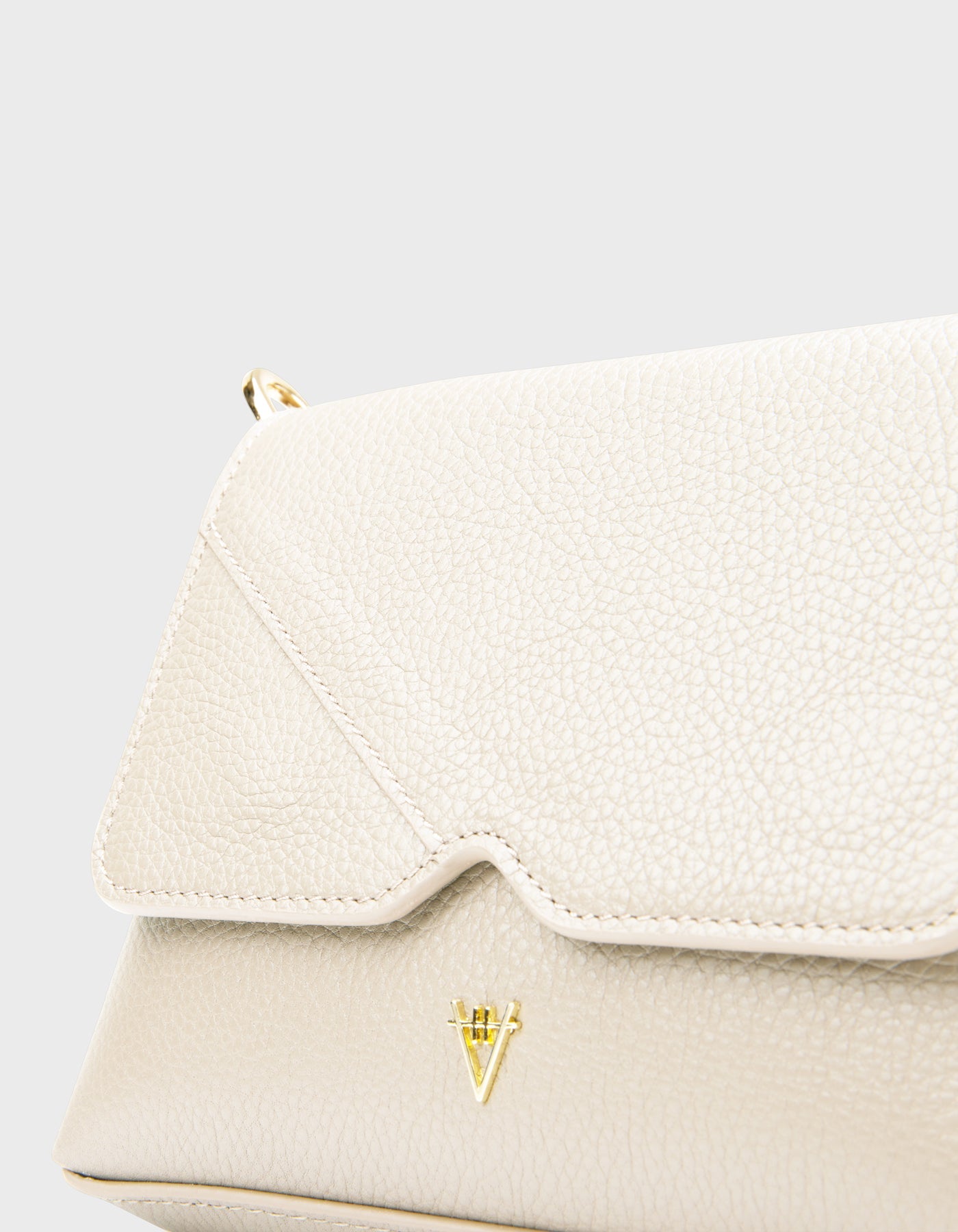 HiVa Atelier | Mini Mare Shoulder Bag Bone | Beautiful and Versatile Leather Accessories