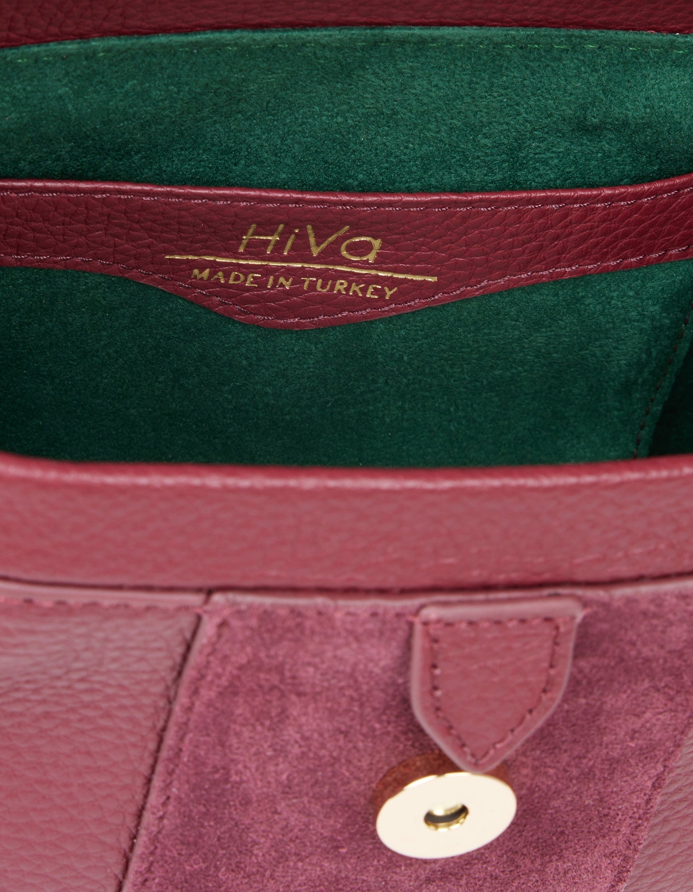 HiVa Atelier | Mini Nubes Doctor Bag Burgundy | Beautiful and Versatile Leather Accessories