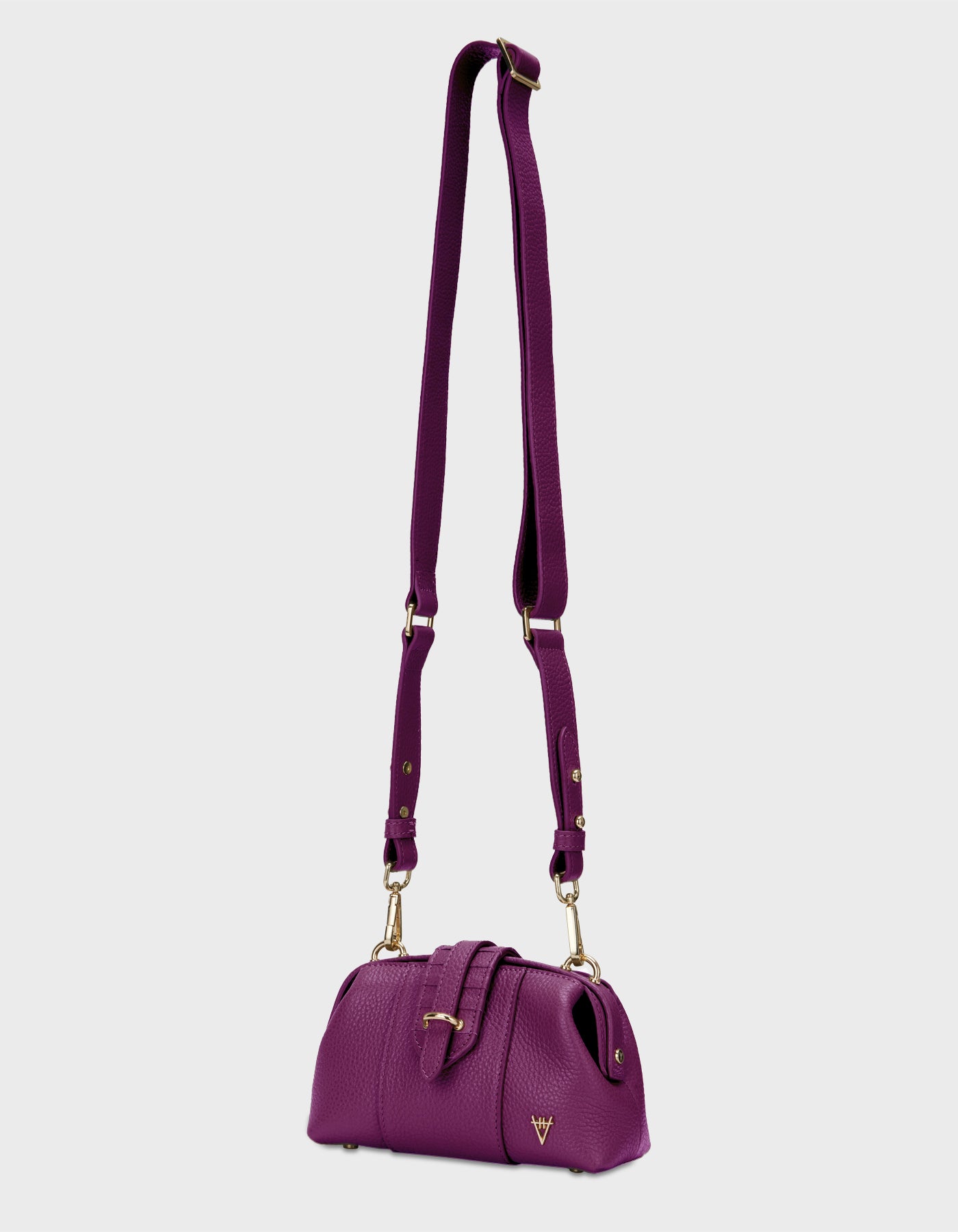 HiVa Atelier | Mini Nubes Doctor Bag Midnight Plum | Beautiful and Versatile Leather Accessories