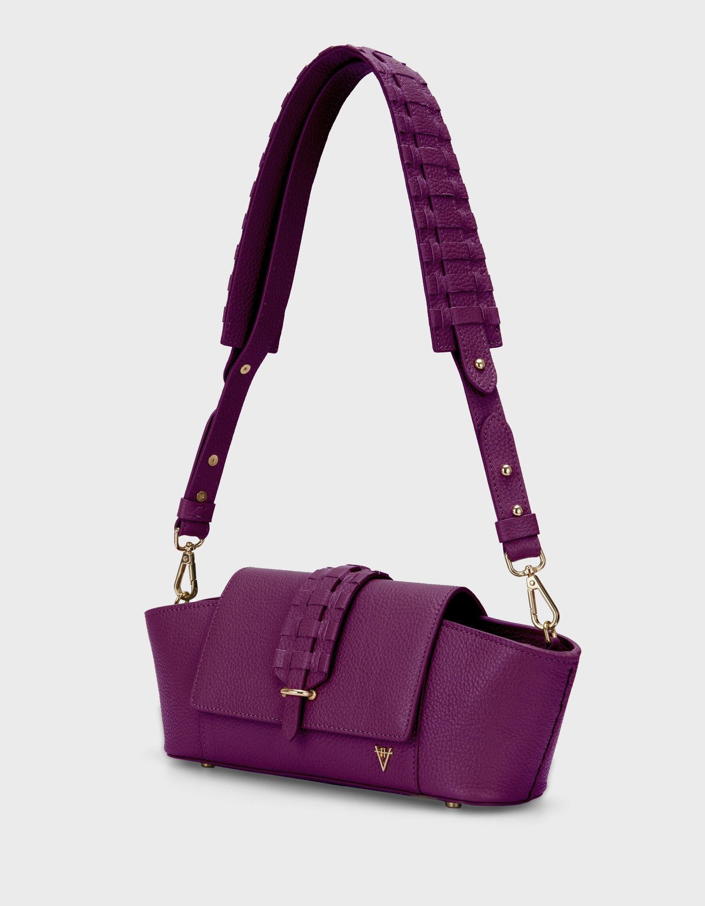 HiVa Atelier | Navis Shoulder Bag Midnight Plum | Beautiful and Versatile Leather Accessories