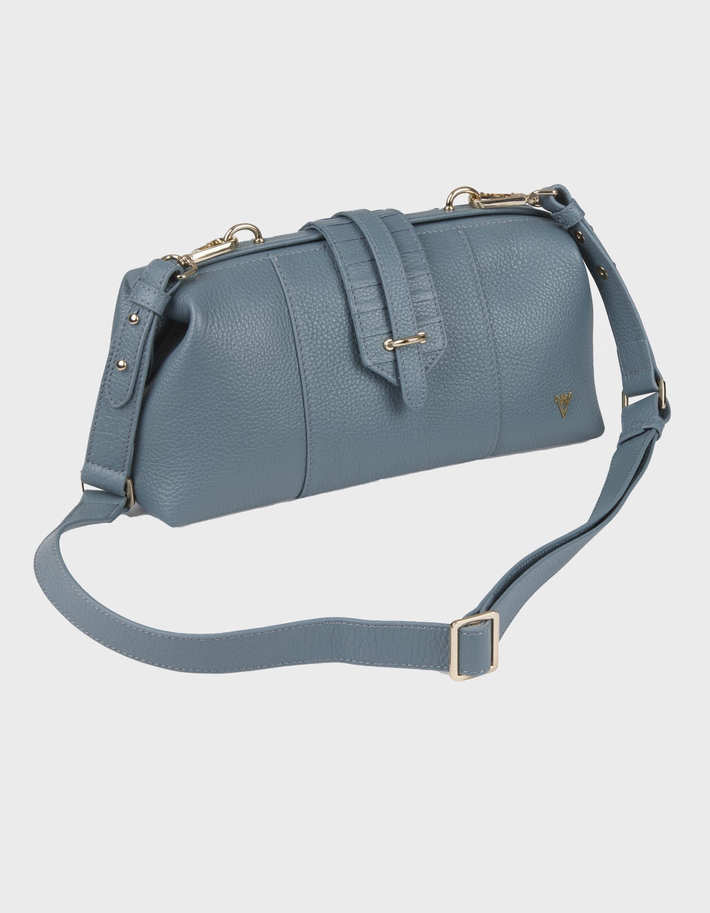 Hiva Atelier | Nubes Doctor Bag Dusty Blue | Beautiful and Versatile Leather Accessories