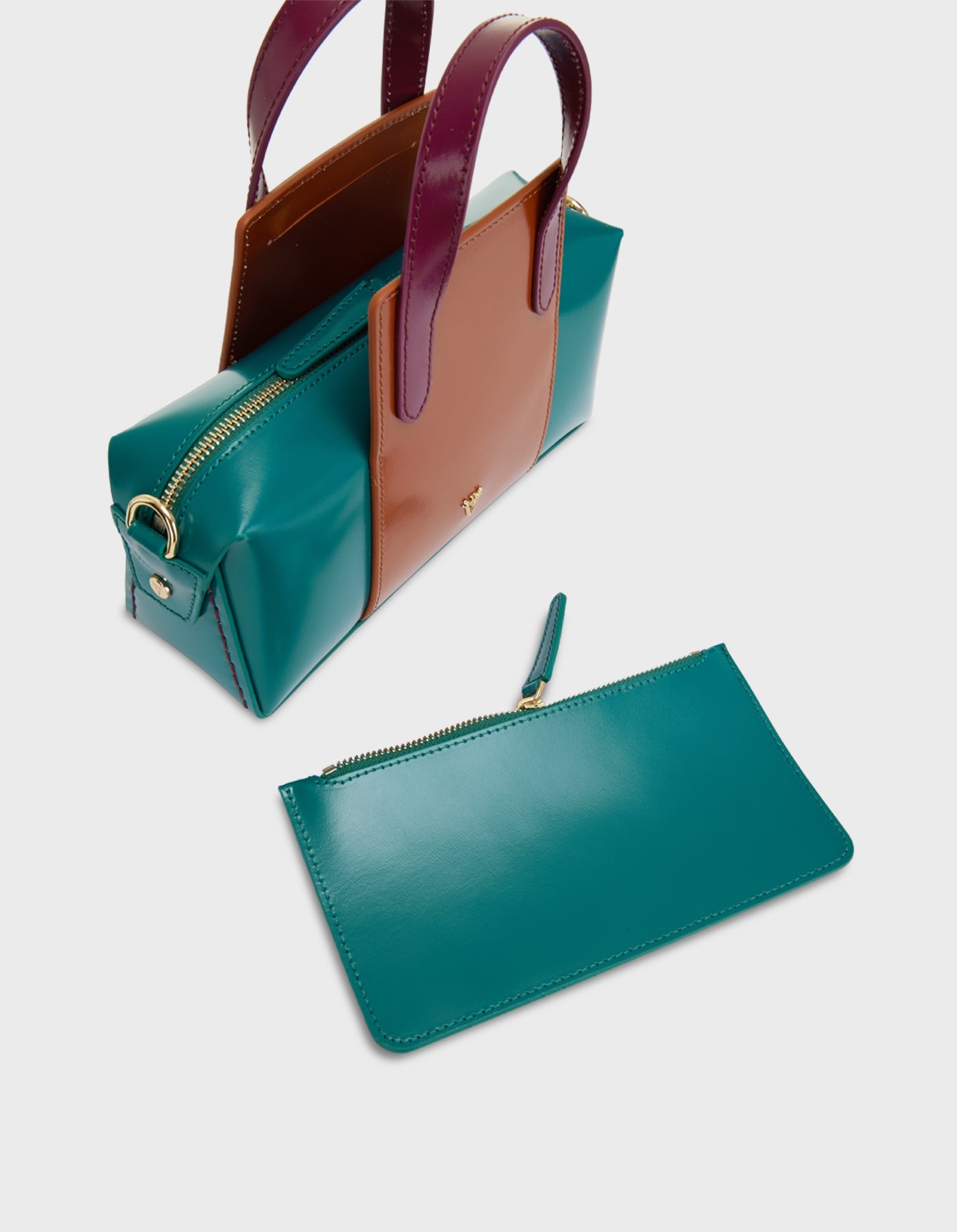 Hiva Atelier | Onsra Cylinder Shoulder Bag Verdigris Wine Bombay Brown | Beautiful and Versatile Leather Accessories