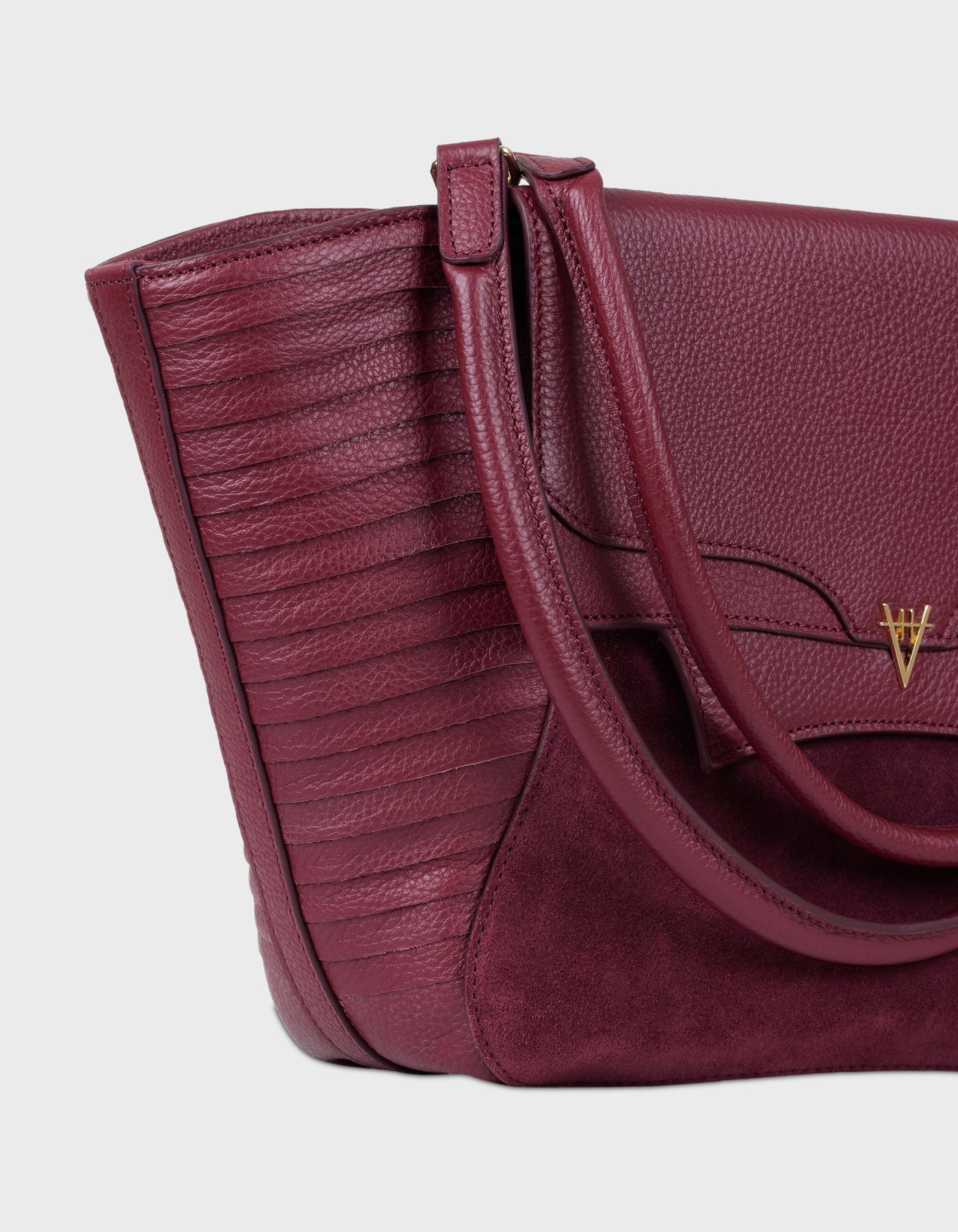 Hiva Atelier | Orbis Tote Bag Burgundy | Beautiful and Versatile Leather Accessories